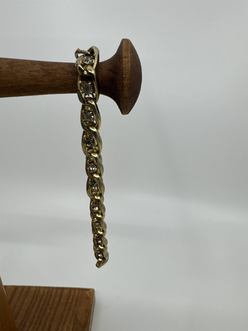 Vintage Womens Gold Tone Rhinestone Chain Bracelet With Inset Rhinestones