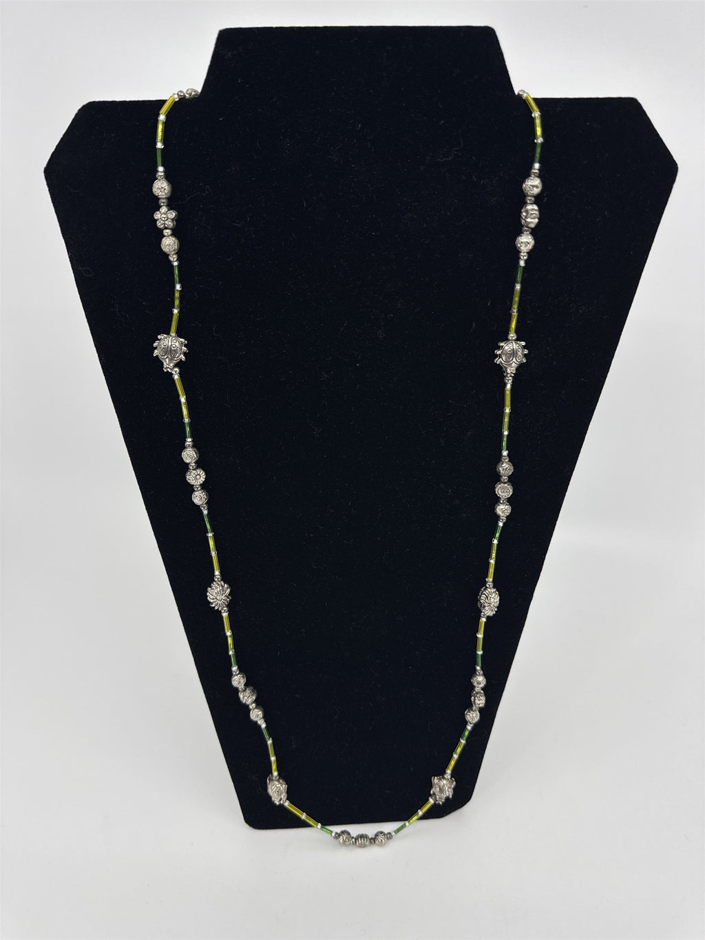 Vintage Costume Jewelry Metal Ladybugs and Beads Flowers Green/Yellow Necklace