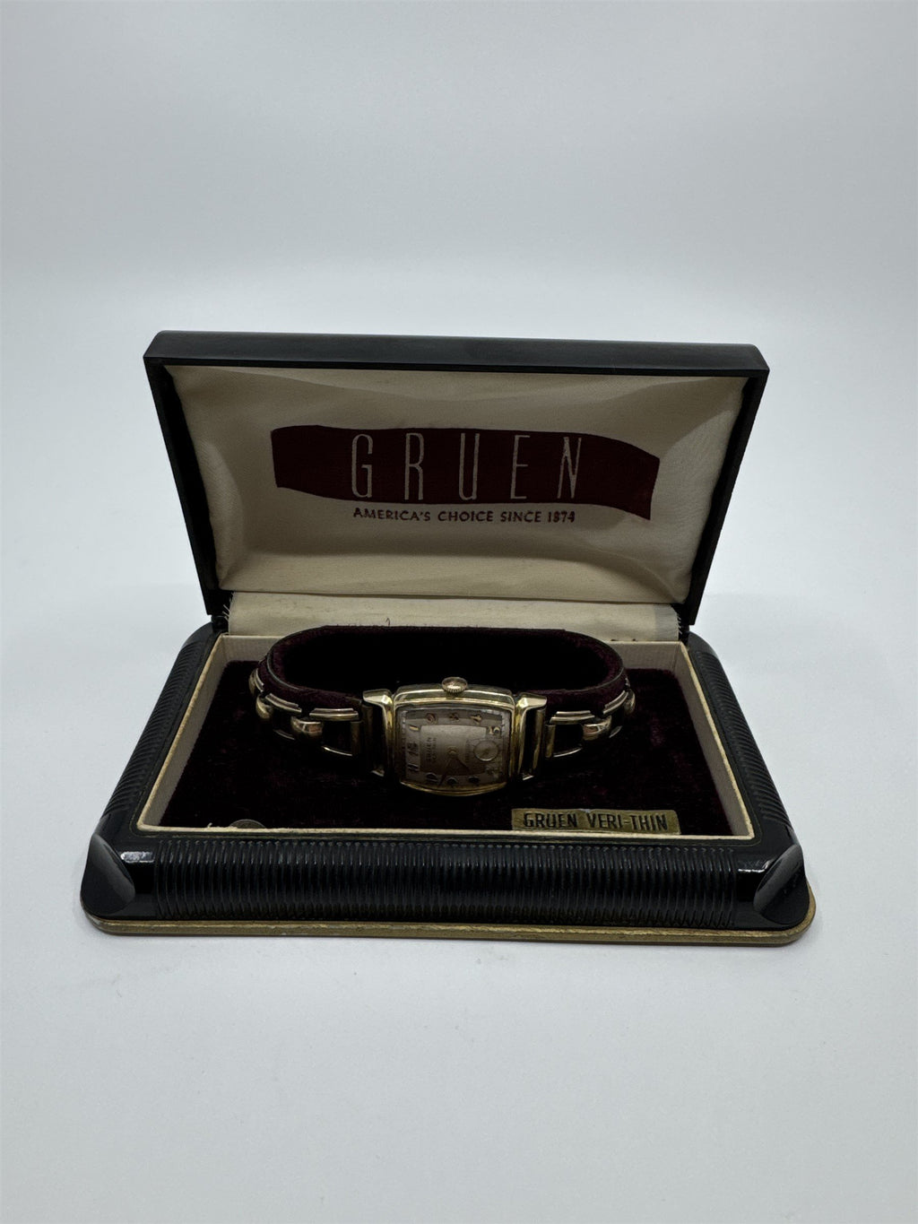 VTG Gruen VeriThin Precision Art Deco Gold Filled Watch Band Box Works ***READ