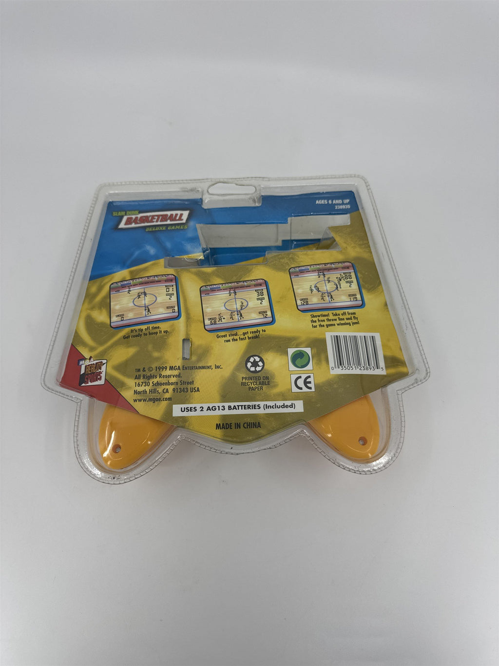 Vintage MGA Reality Sports Slam Dunk Basketball Deluxe Games Handheld Game Toy
