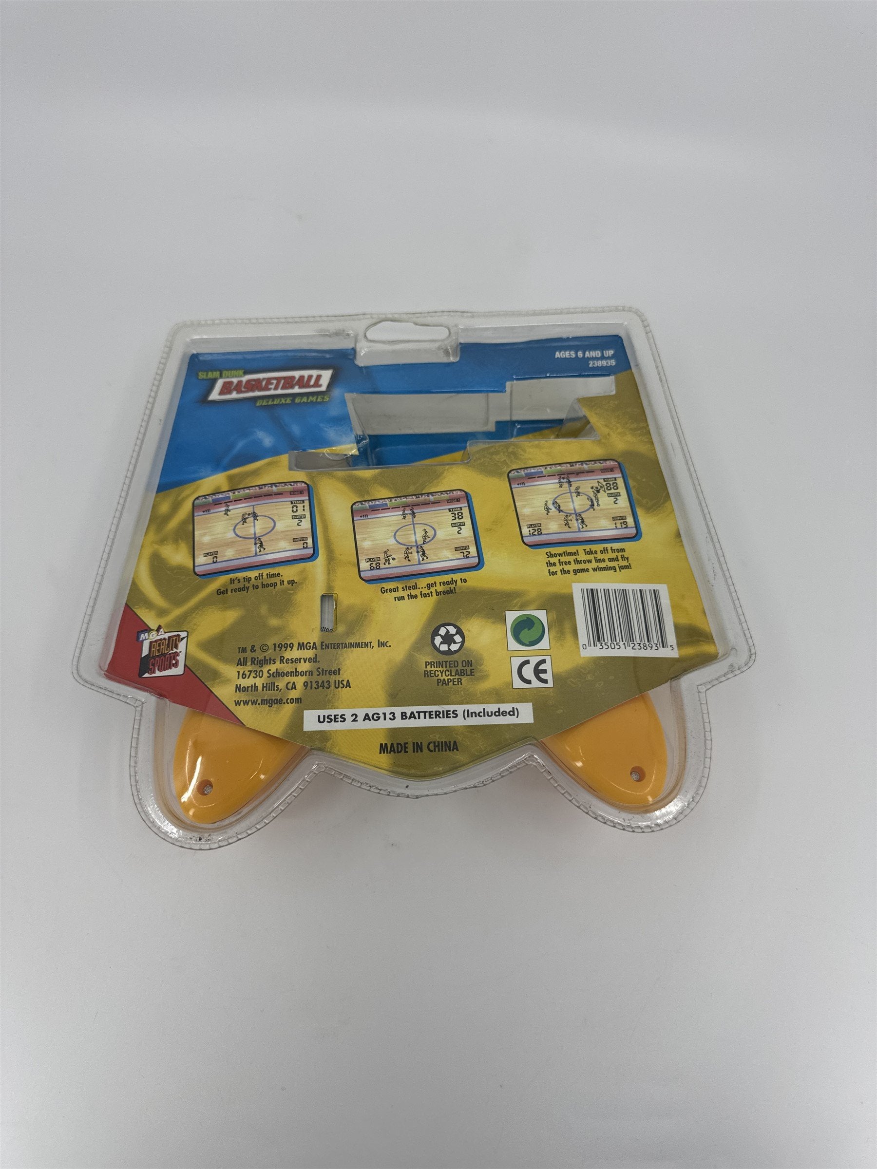Vintage MGA Reality Sports Slam Dunk Basketball Deluxe Games Handheld Game Toy