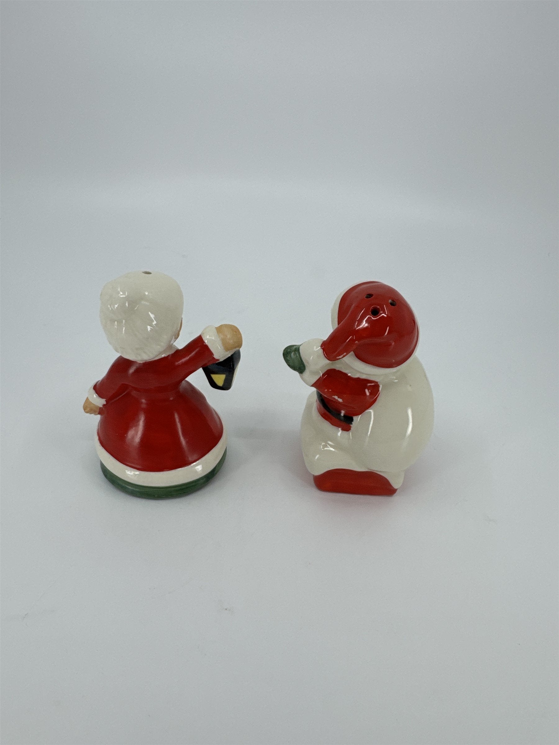 Vintage Lefton Exclusives Japan Santa and Mrs. Claus LAMP Salt Pepper Shakers