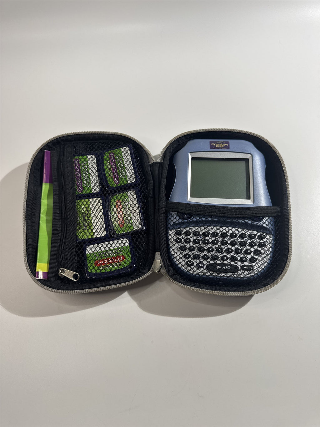 Quantum Leap iQuest Handheld Console Bundle w/ 5 Cartridges & Carrying Case
