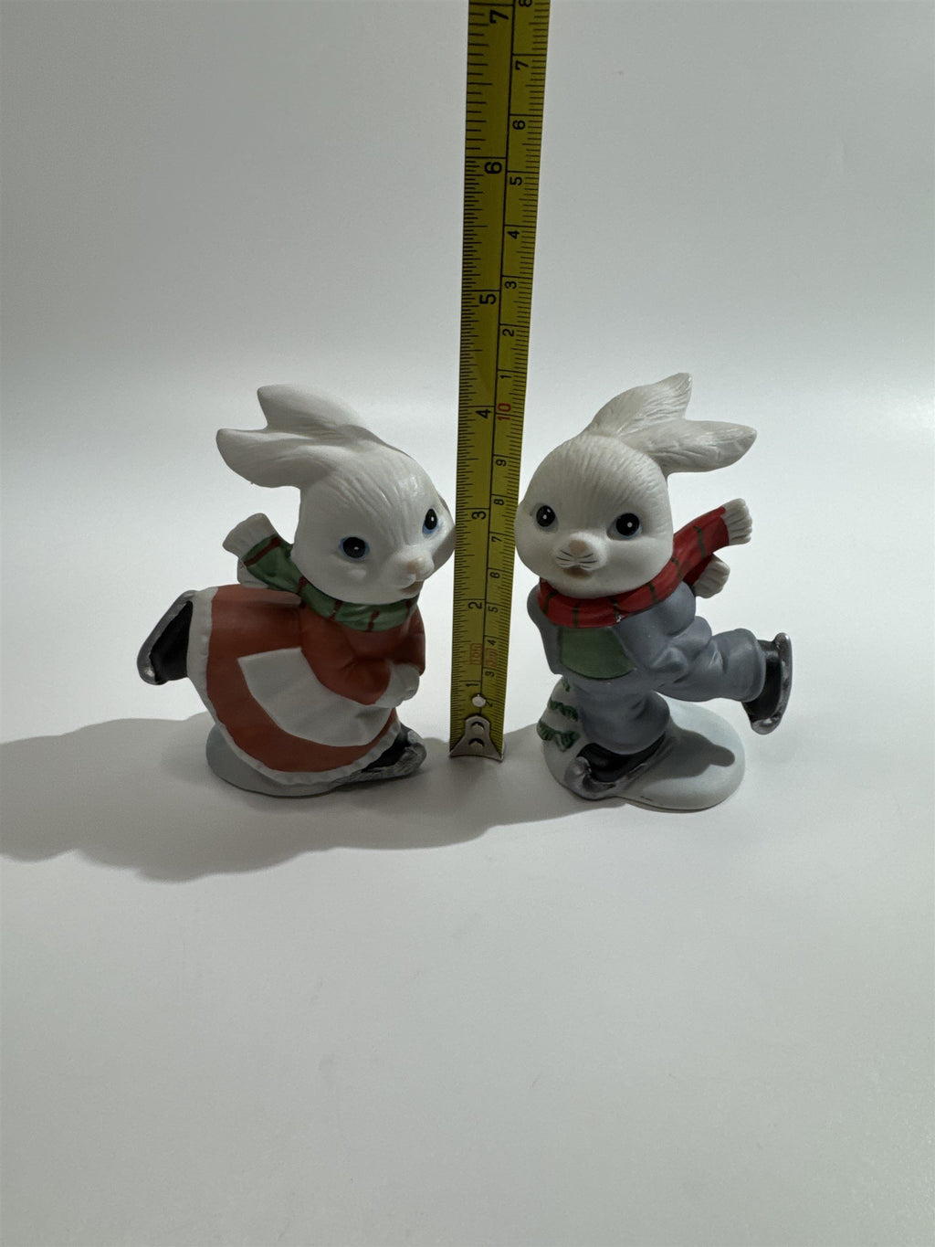 Vintage Homco Home Interiors Bunny Rabbit Ice Skaters Figurines #5305 Christmas