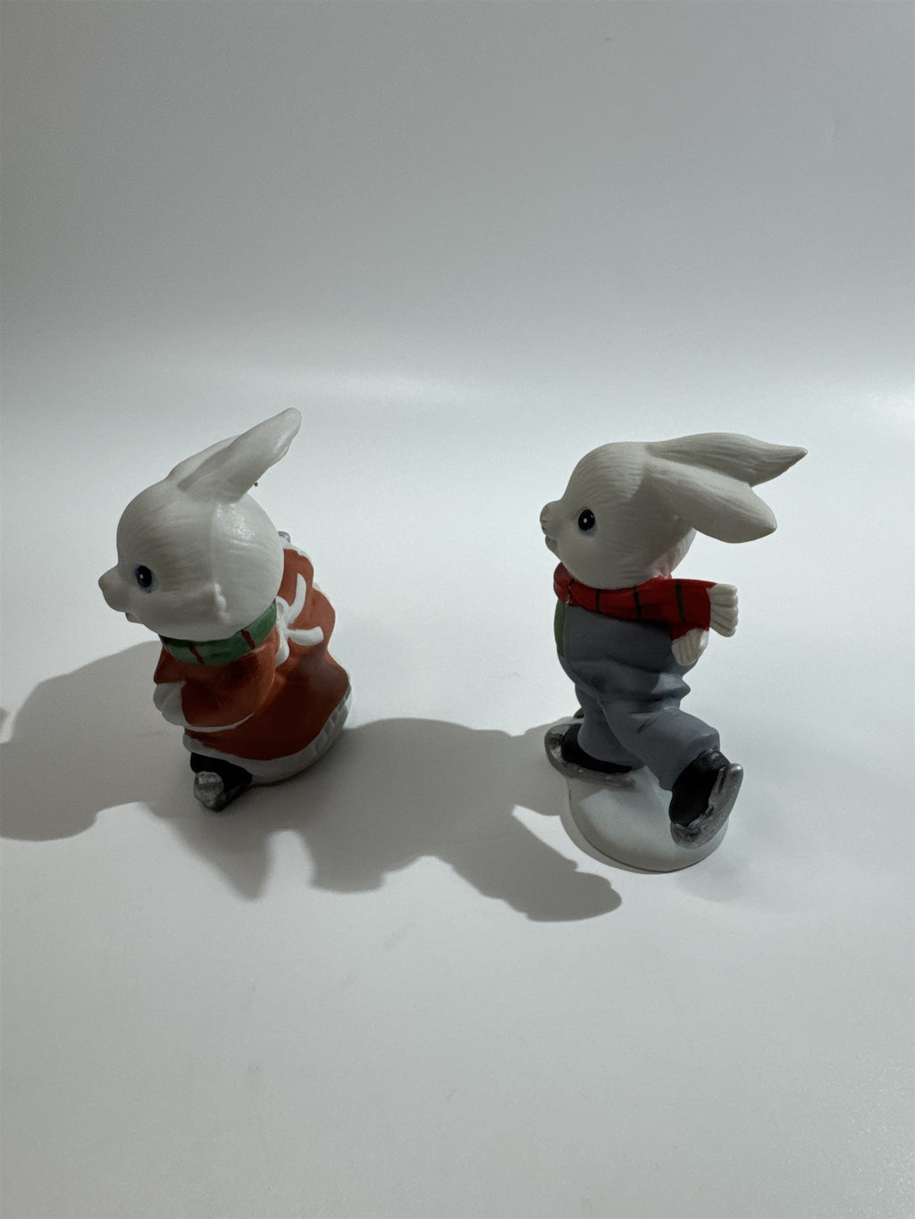 Vintage Homco Home Interiors Bunny Rabbit Ice Skaters Figurines #5305 Christmas