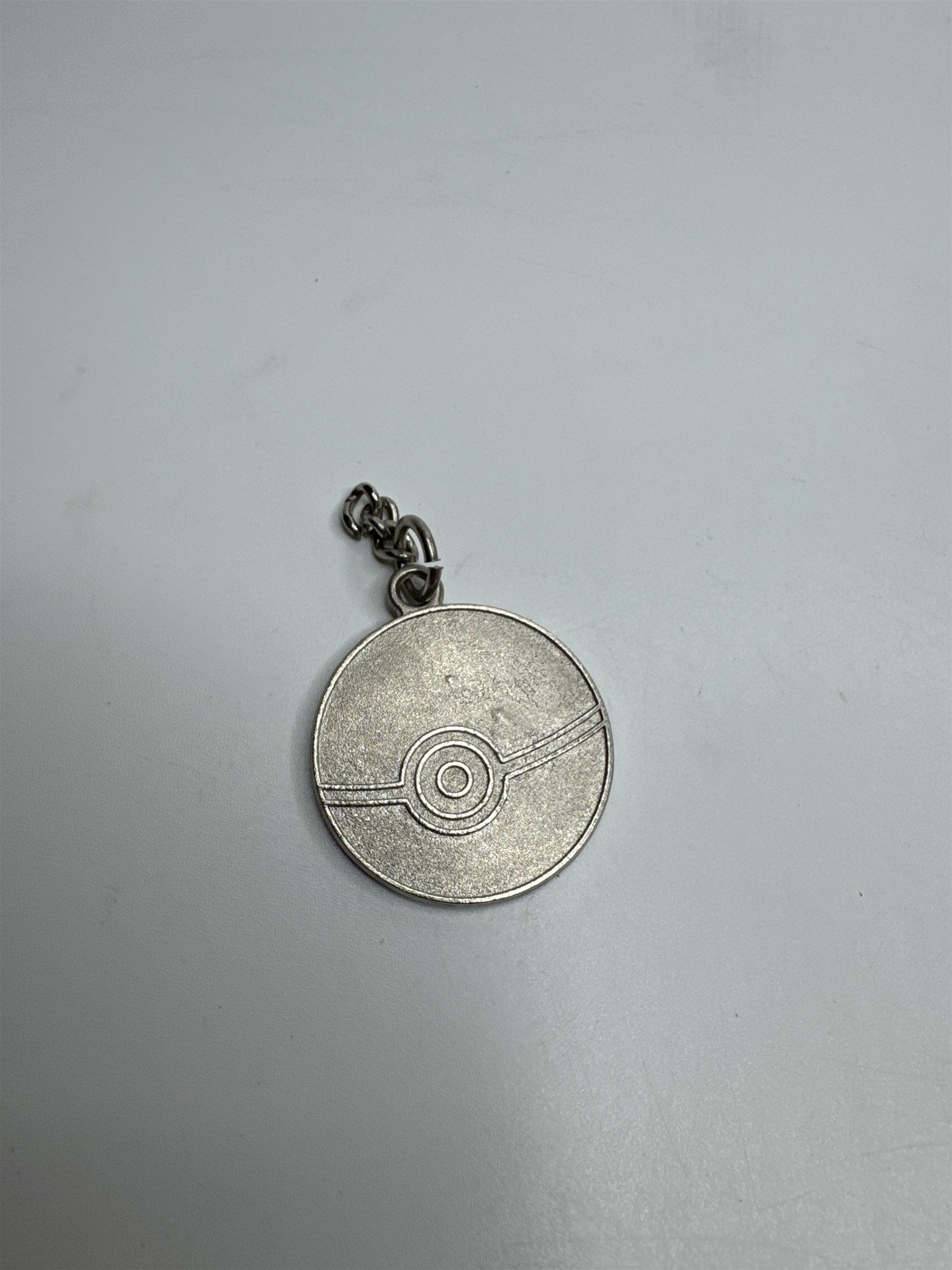 Vintage Pokemon Medal Metal Charm Fob *104-E Pokeball Souvenir Gift