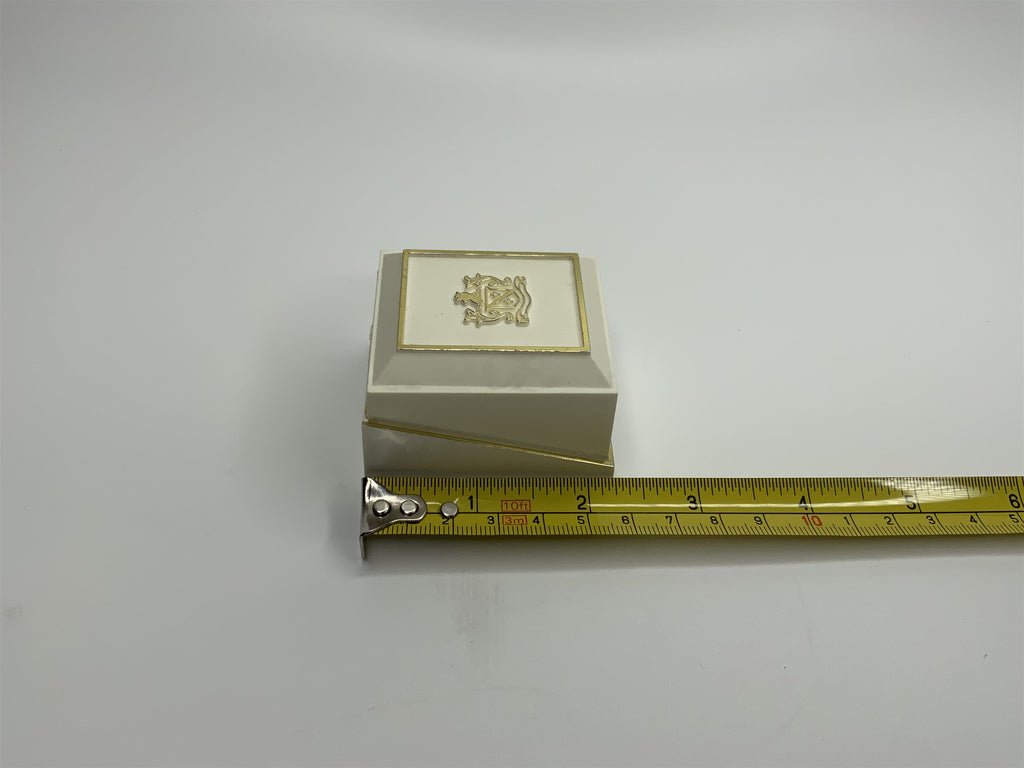 Alsten Co White Ring Jewelry Hard Plastic Presentation Box Vintage Custom