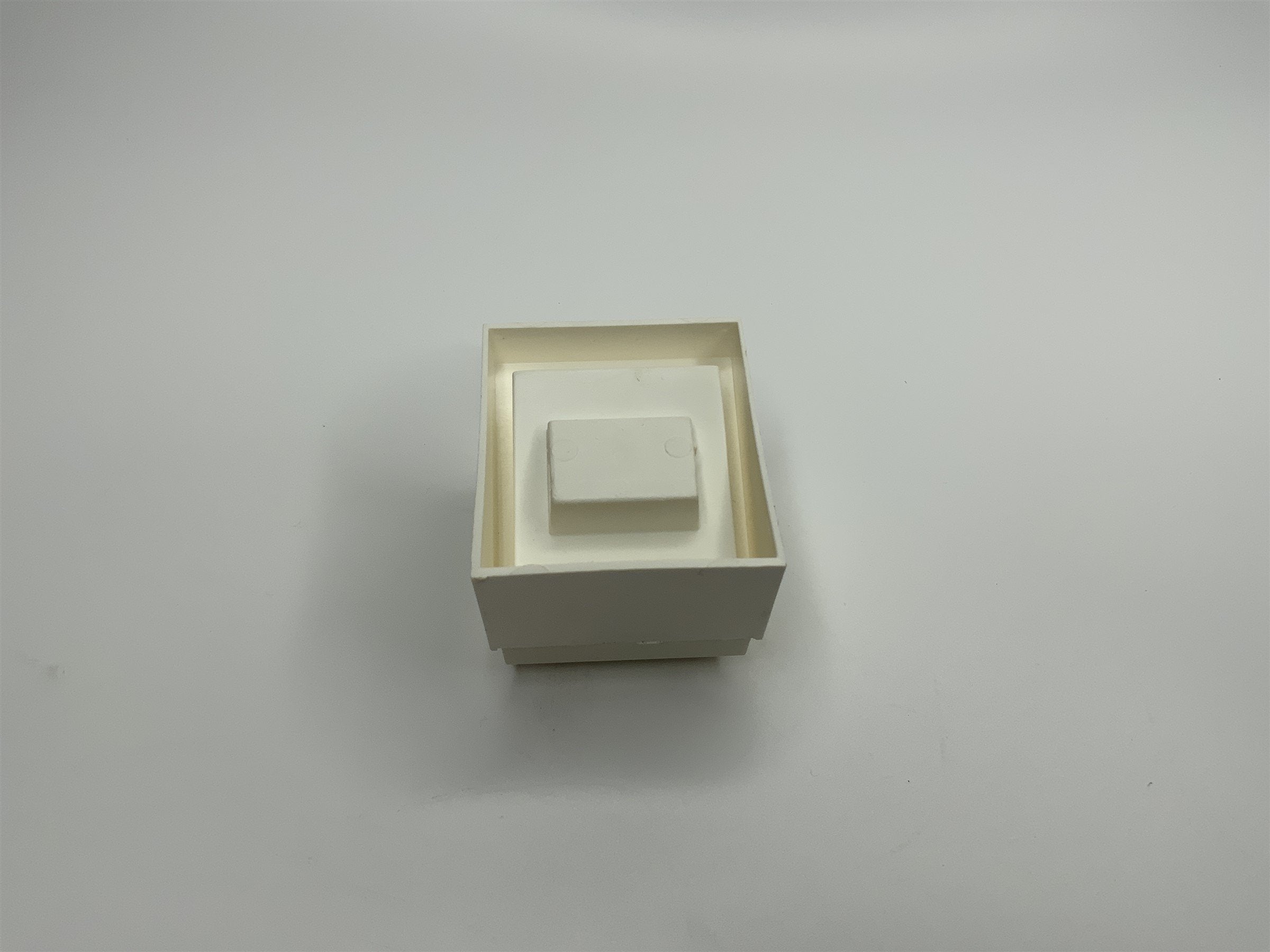 Alsten Co White Ring Jewelry Hard Plastic Presentation Box Vintage Custom