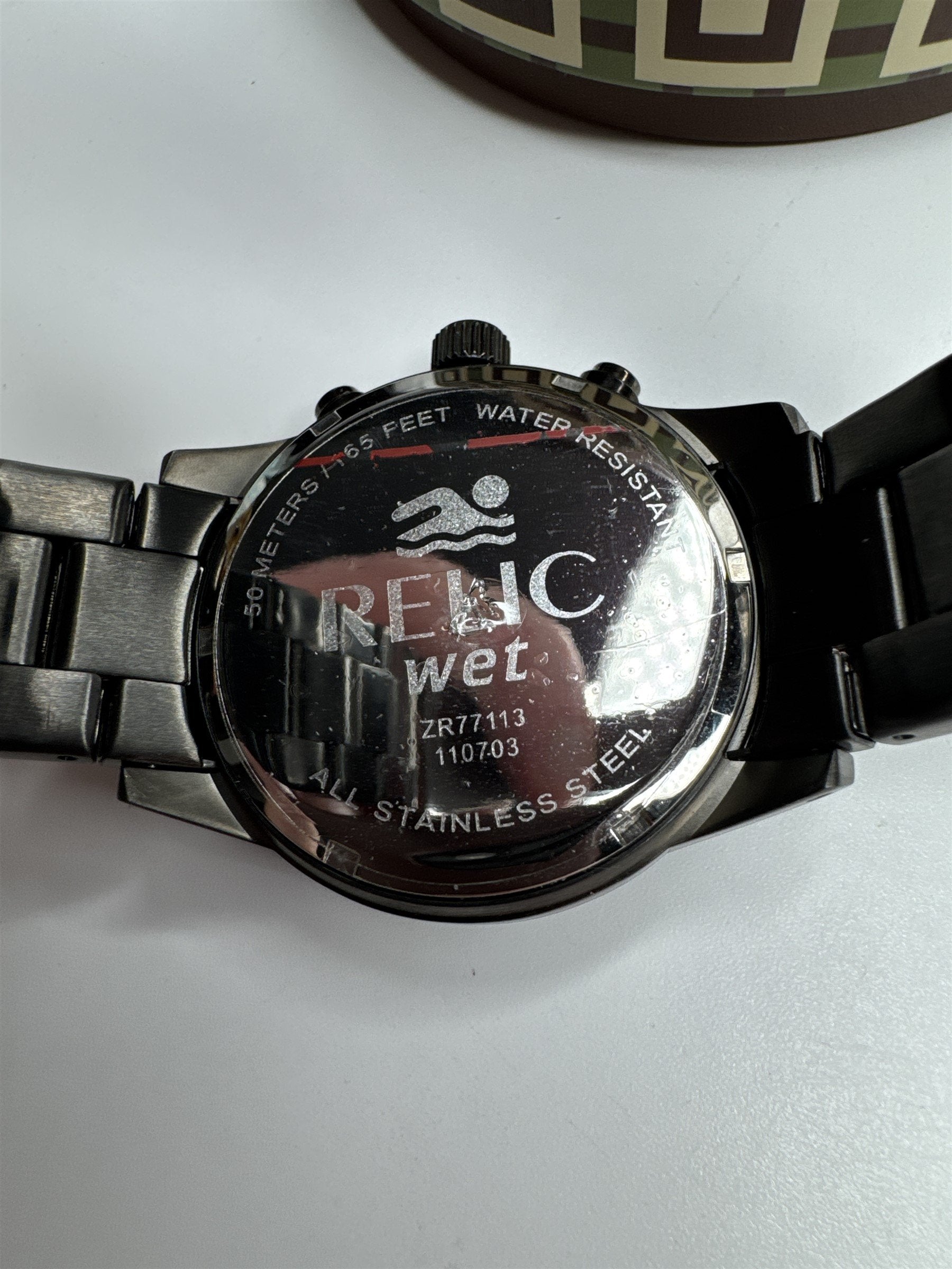 Relic Mens Water-Resistant 165 Ft Stainless Steel Calendar Watch ZR77113