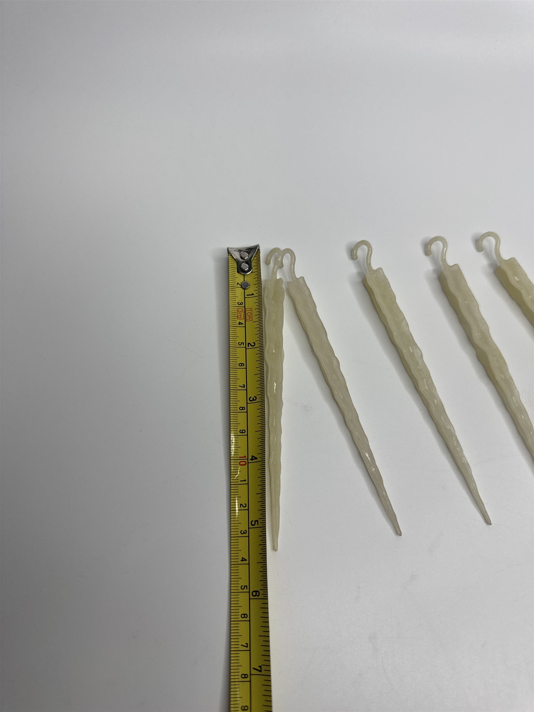 Set of 5 MCM Cream Colored Off White Winter Icicles Icicle Ornaments Vintage