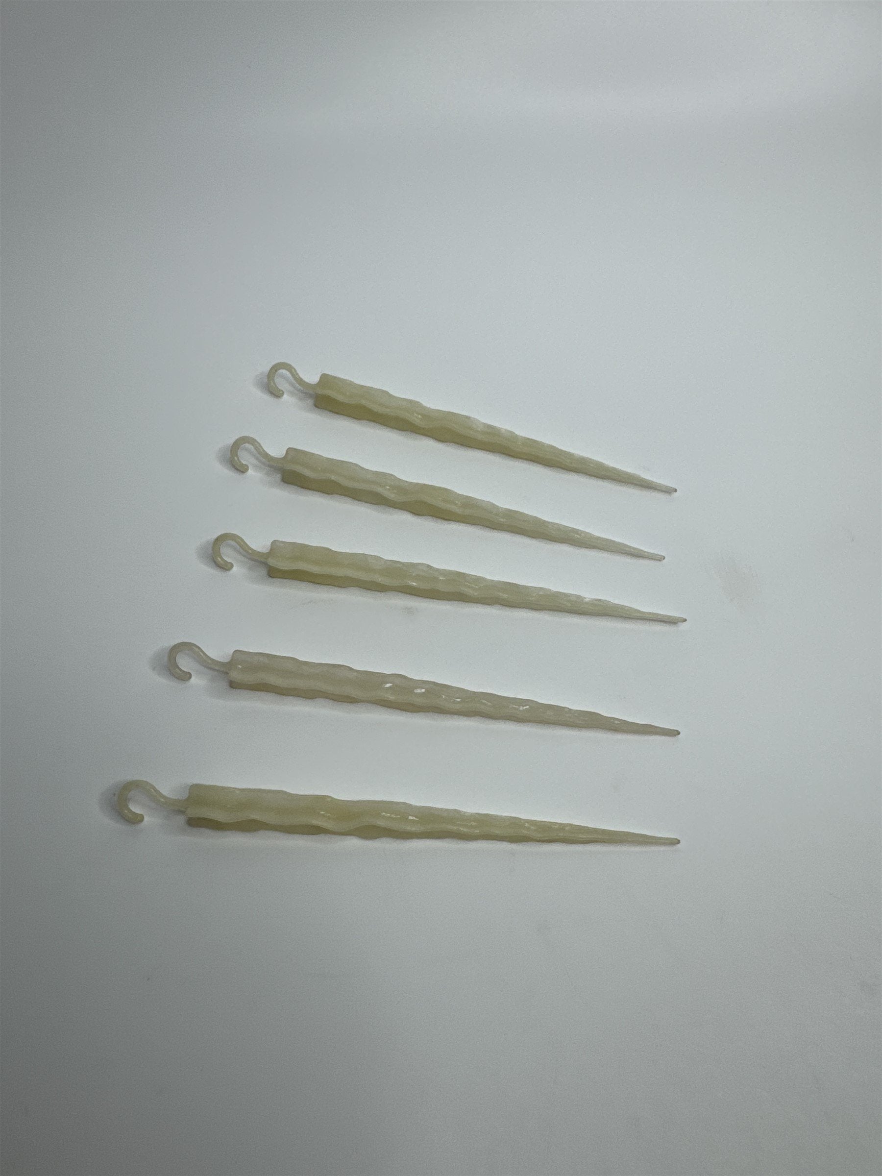 Set of 5 MCM Cream Colored Off White Winter Icicles Icicle Ornaments Vintage