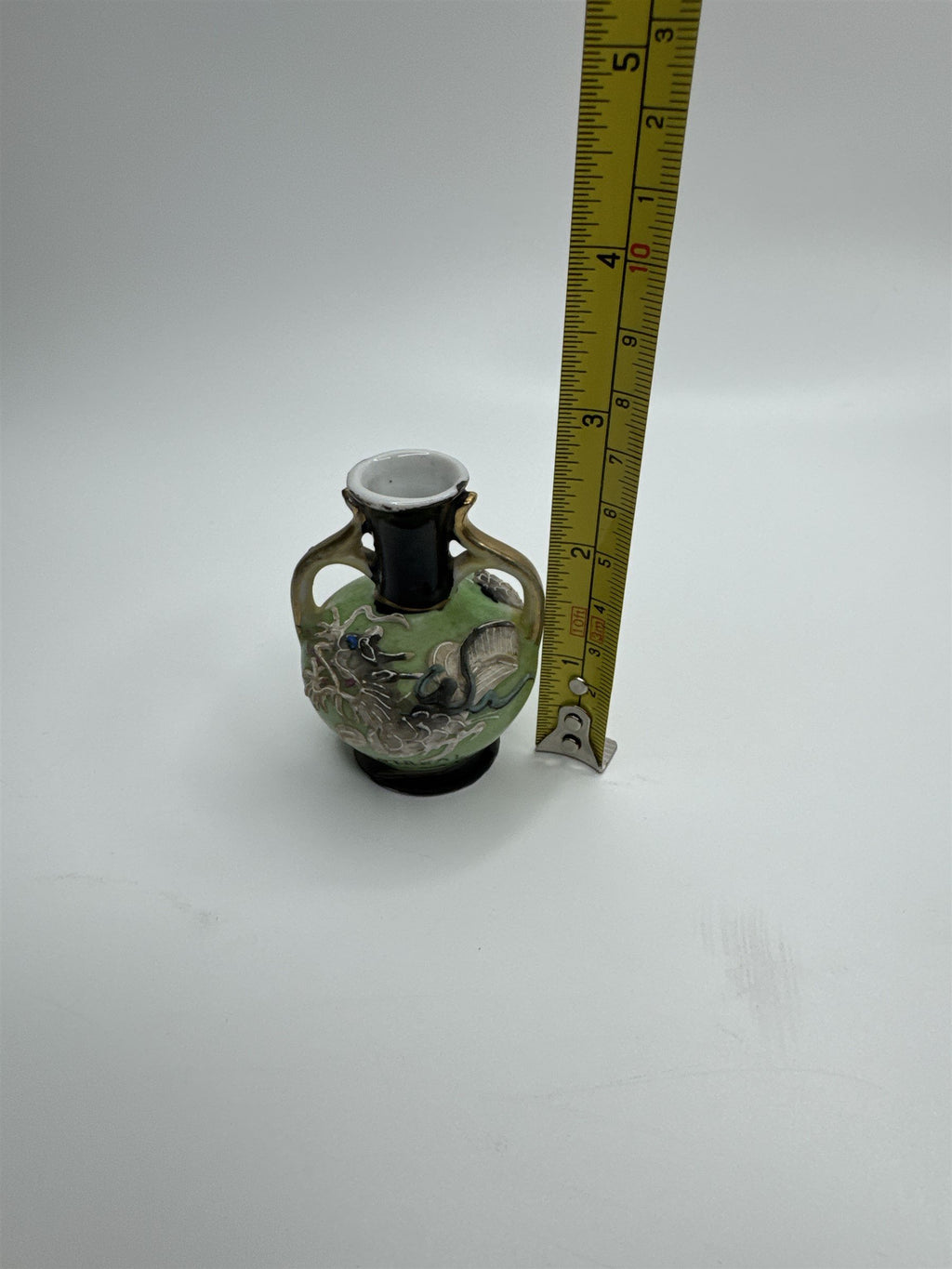 Vintage 2-1/2" Tall Dragonware Green Miniature Table Flower Bud Vase Montreal CA