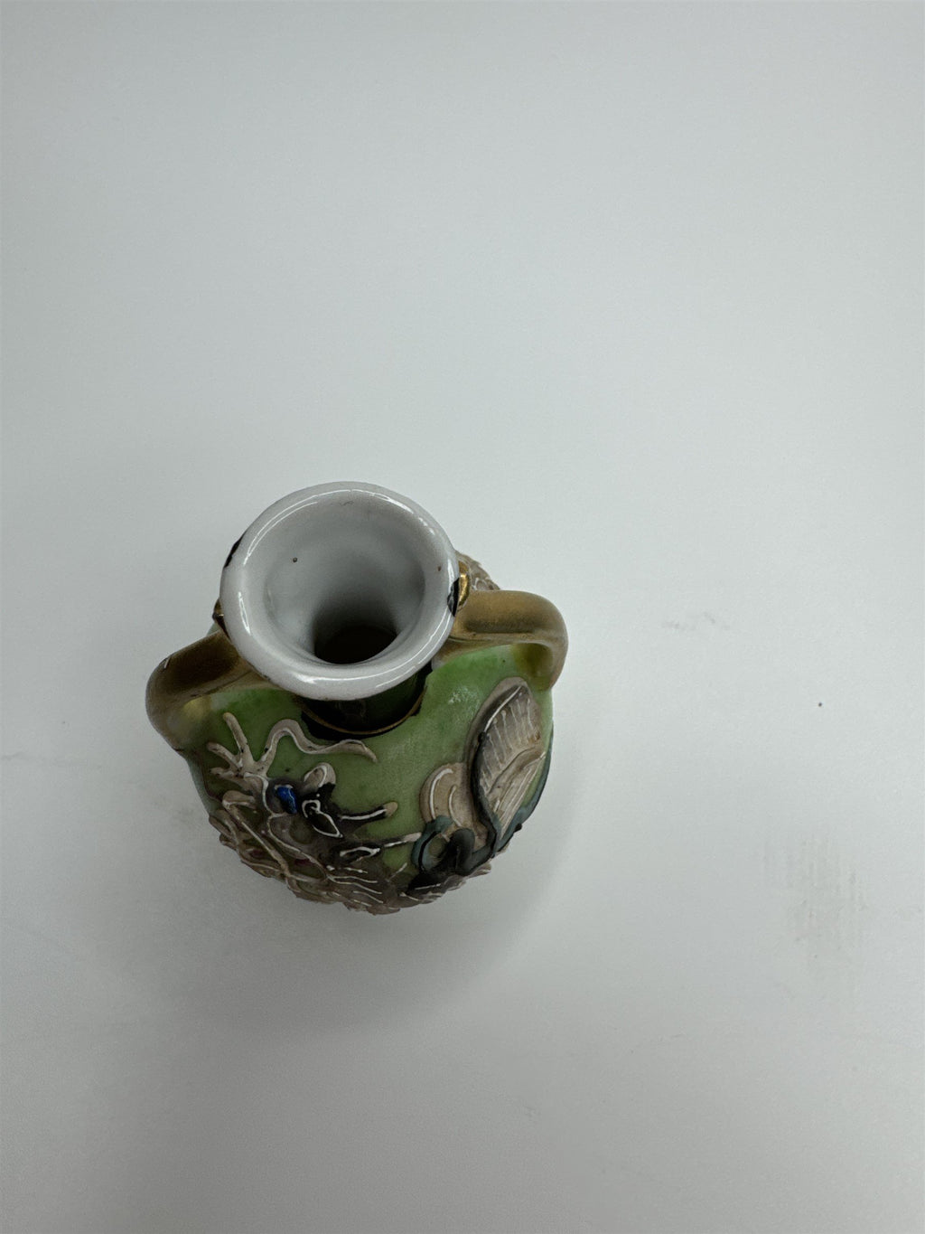 Vintage 2-1/2" Tall Dragonware Green Miniature Table Flower Bud Vase Montreal CA