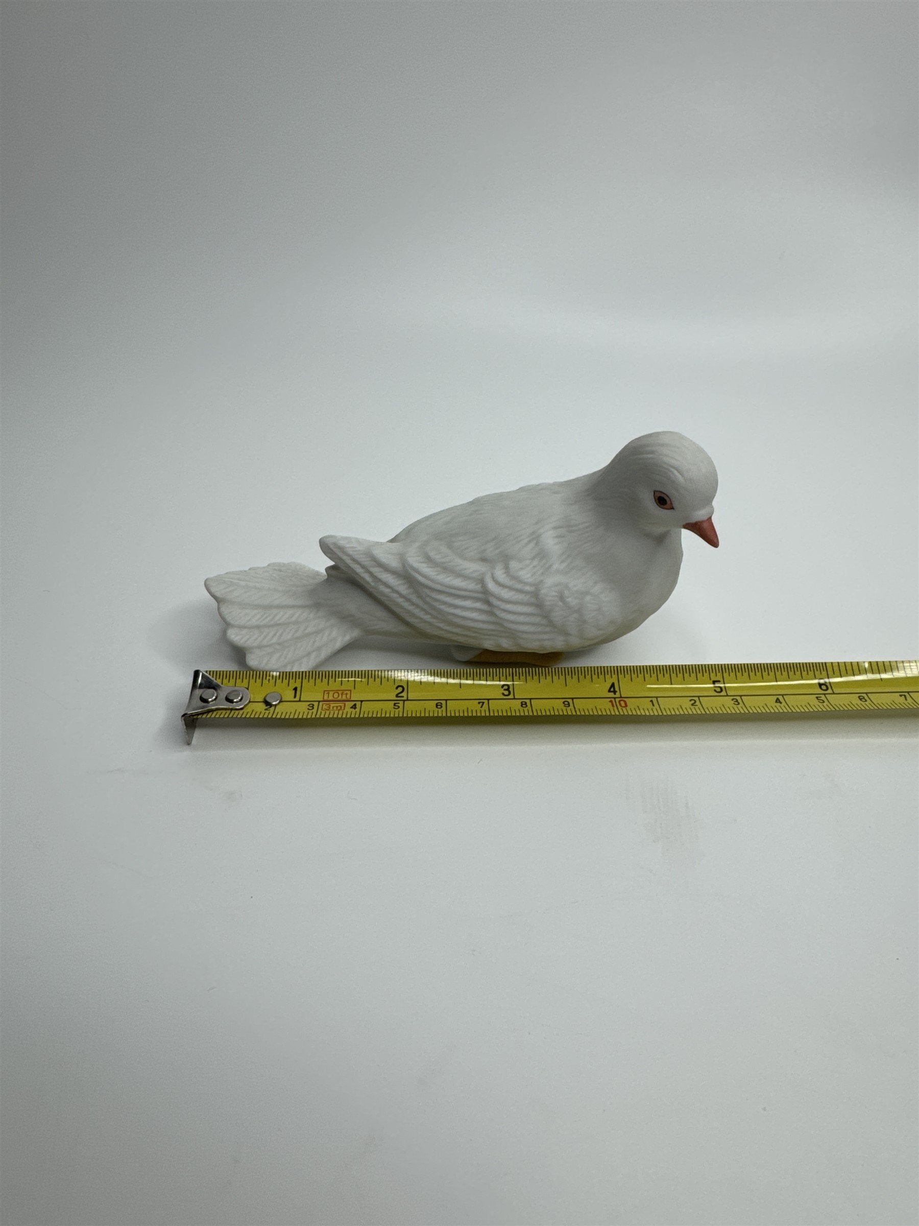 Vintage Homco Home Interiors #8856 White Porcelain Dove Pidgeon Figurine