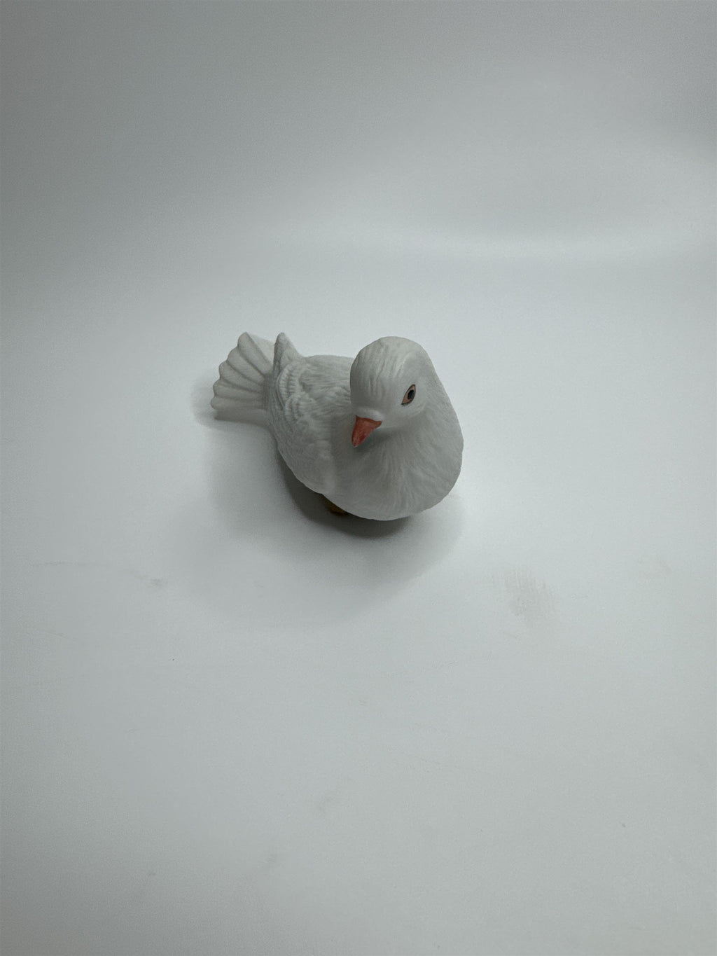 Vintage Homco Home Interiors #8856 White Porcelain Dove Pidgeon Figurine