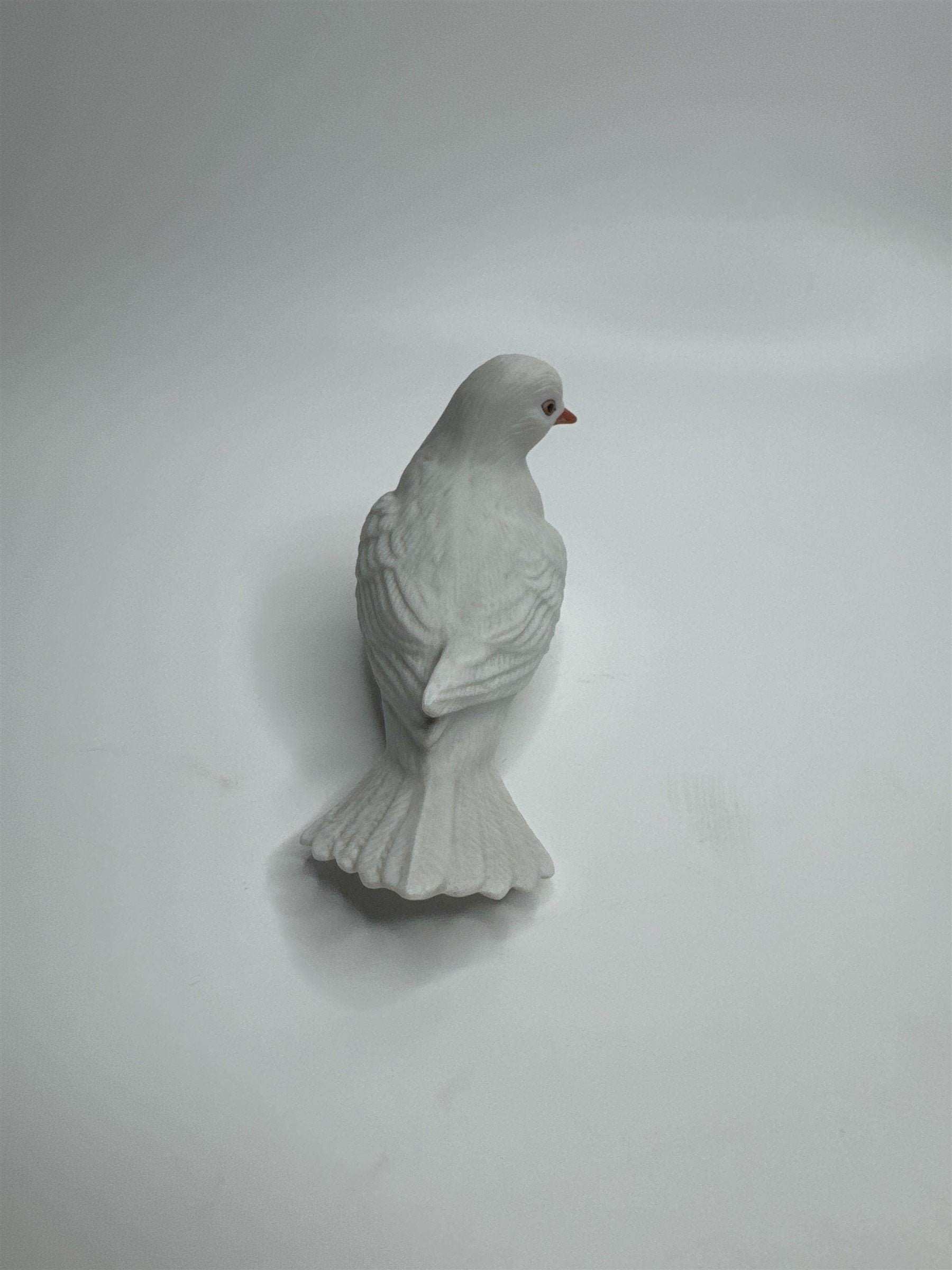 Vintage Homco Home Interiors #8856 White Porcelain Dove Pidgeon Figurine