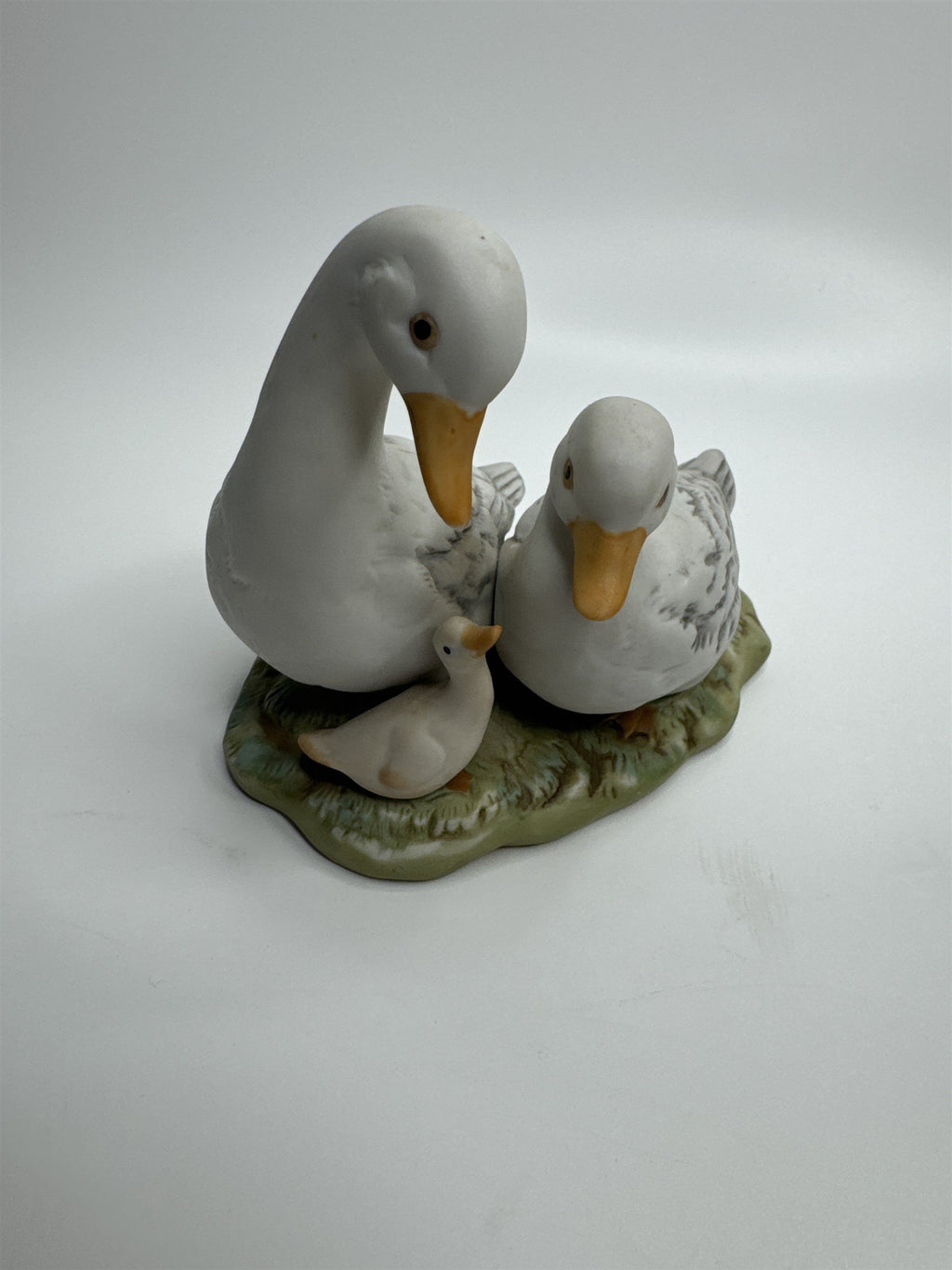 Vintage Homco Home Interiors #1425 Ceramic Geese White Duck Family Figurine EUC