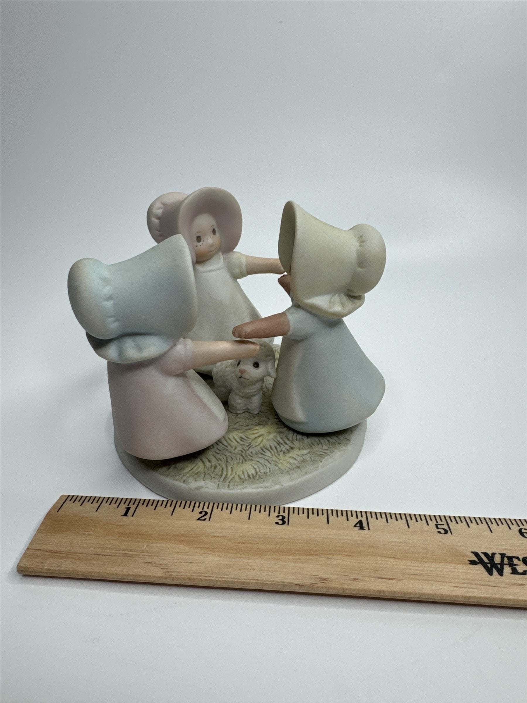 Vintage Homco Home Interiors 1990 Circle of Friends Masterpiece Love One Another