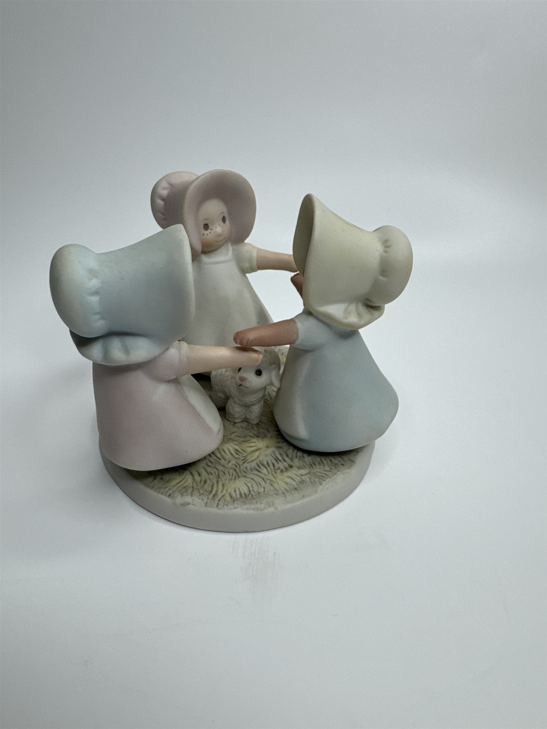 Vintage Homco Home Interiors 1990 Circle of Friends Masterpiece Love One Another