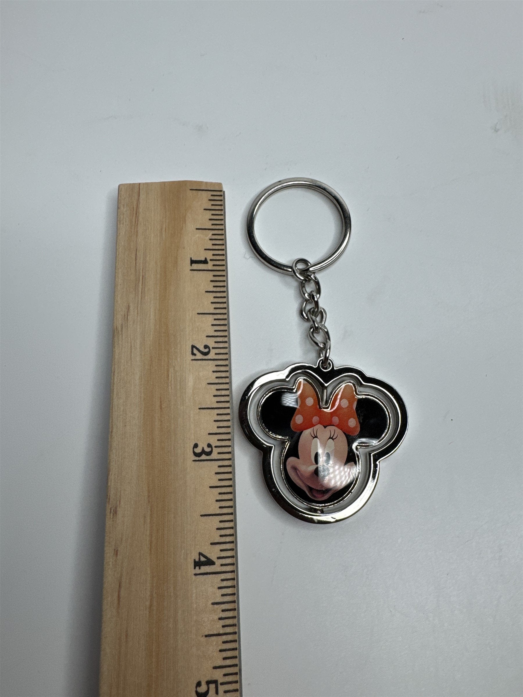Disney Minnie Mouse Spinning 3D Keychain