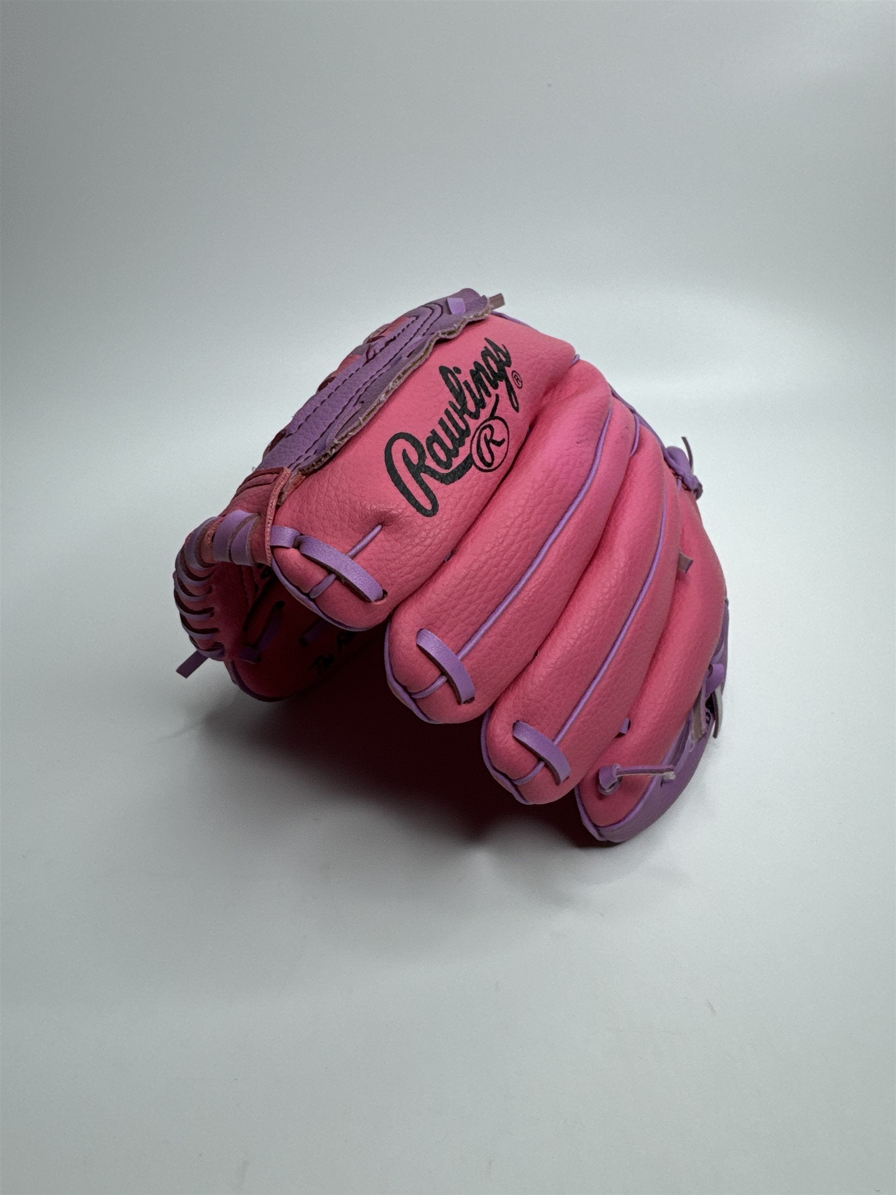 Vintage Rawlings RTB10 10 Inch Pink and Purple Baseball Glove