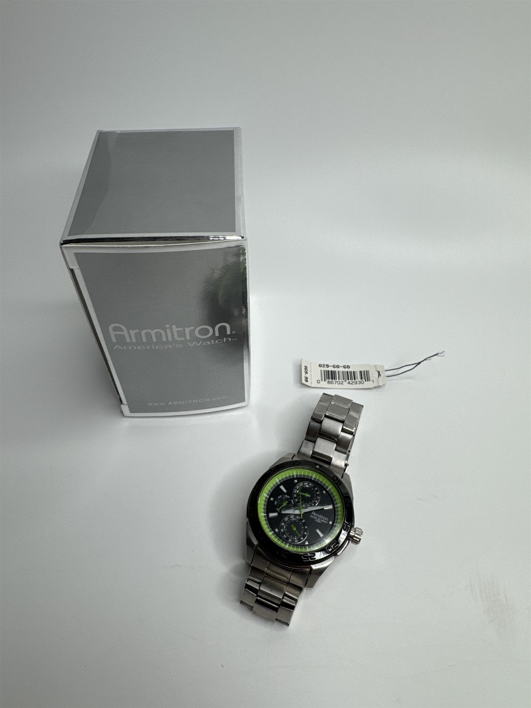 Armitron Mens Water-Resistant 165 Ft Stainless Steel Calendar Watch Lime Green
