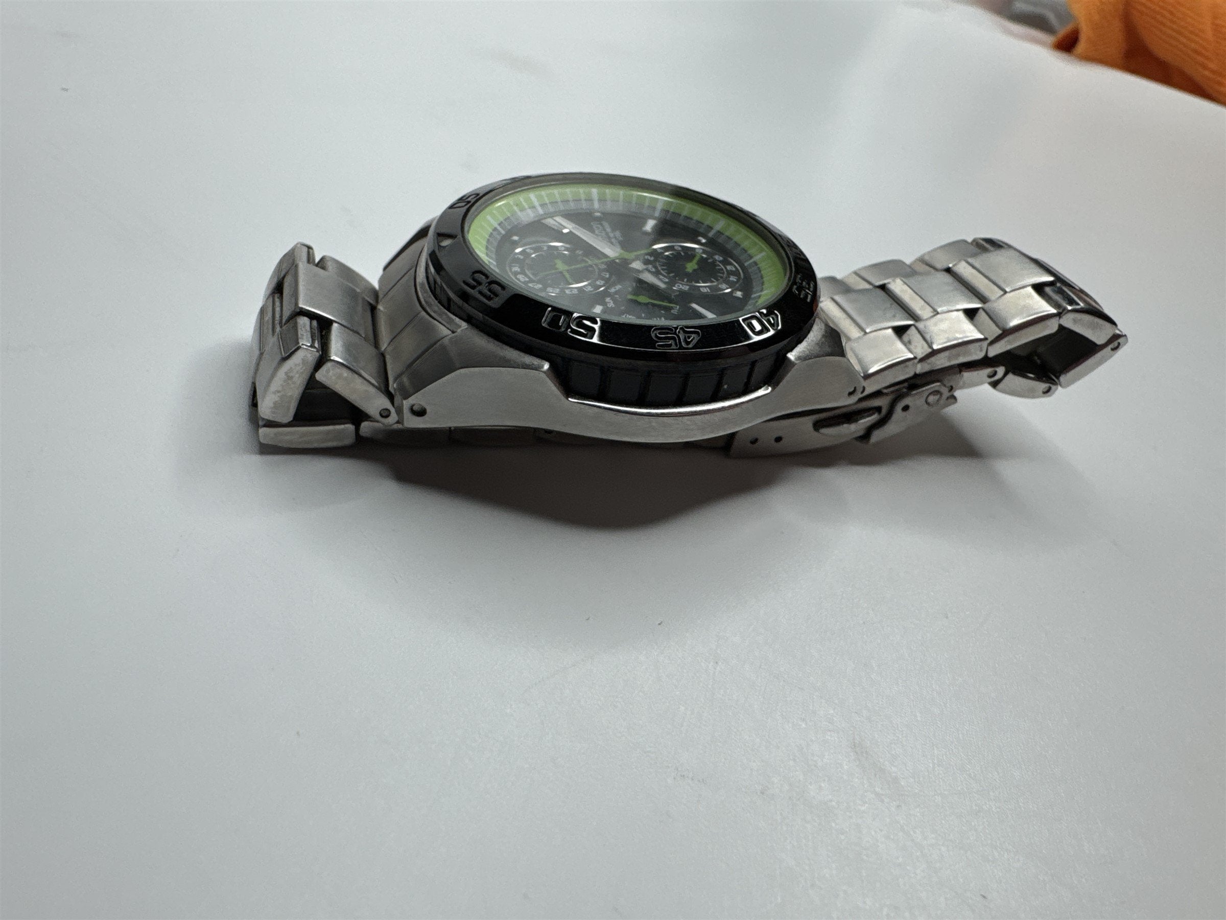 Armitron Mens Water-Resistant 165 Ft Stainless Steel Calendar Watch Lime Green
