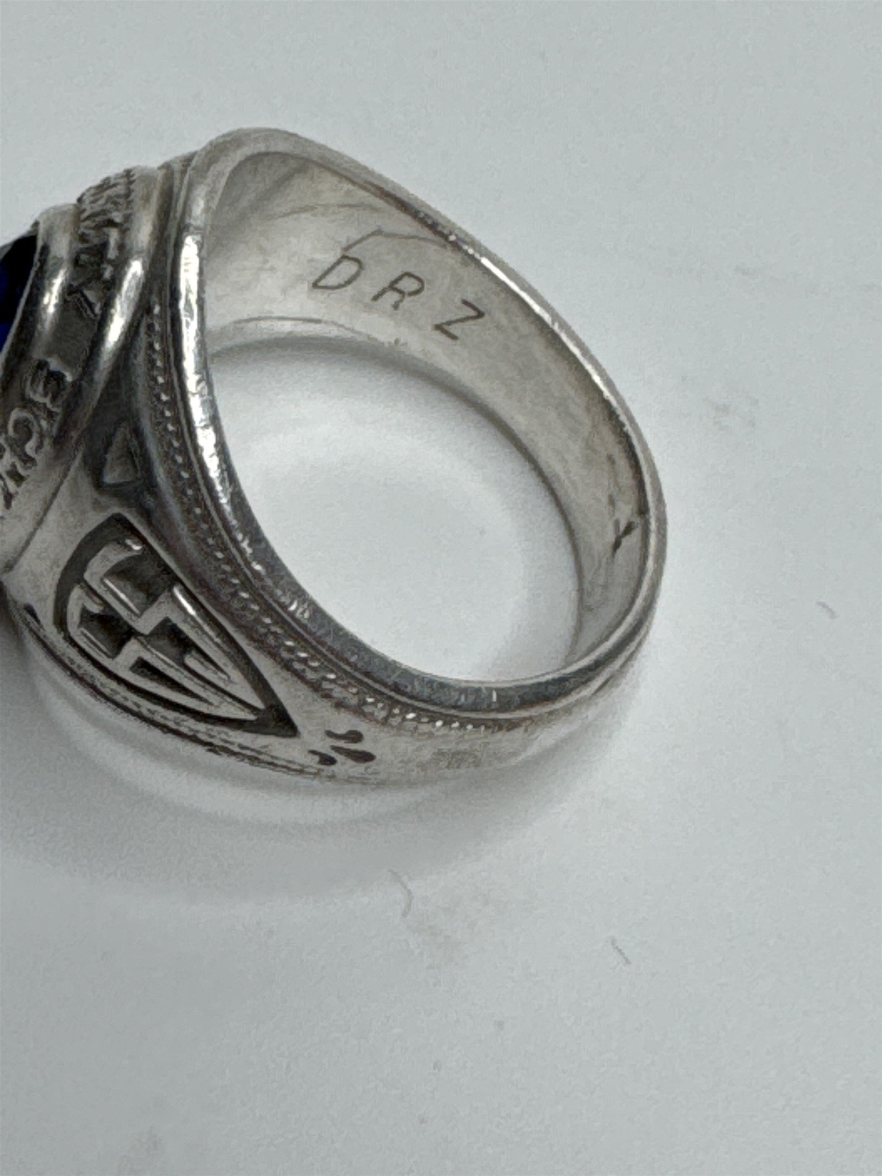 1965 Holy Trinity High School Sterling Silver Sapphire Blue Class Ring 8.25