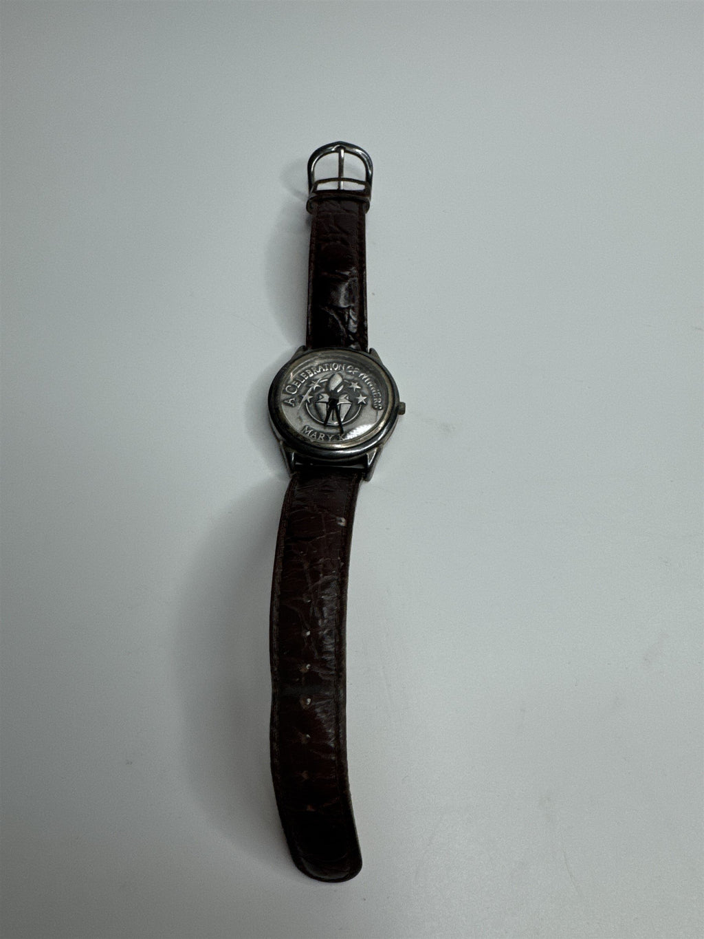 Mary Kay A Celebration of Winners Watch Nostalgic Consultant Watch *CRACKED*