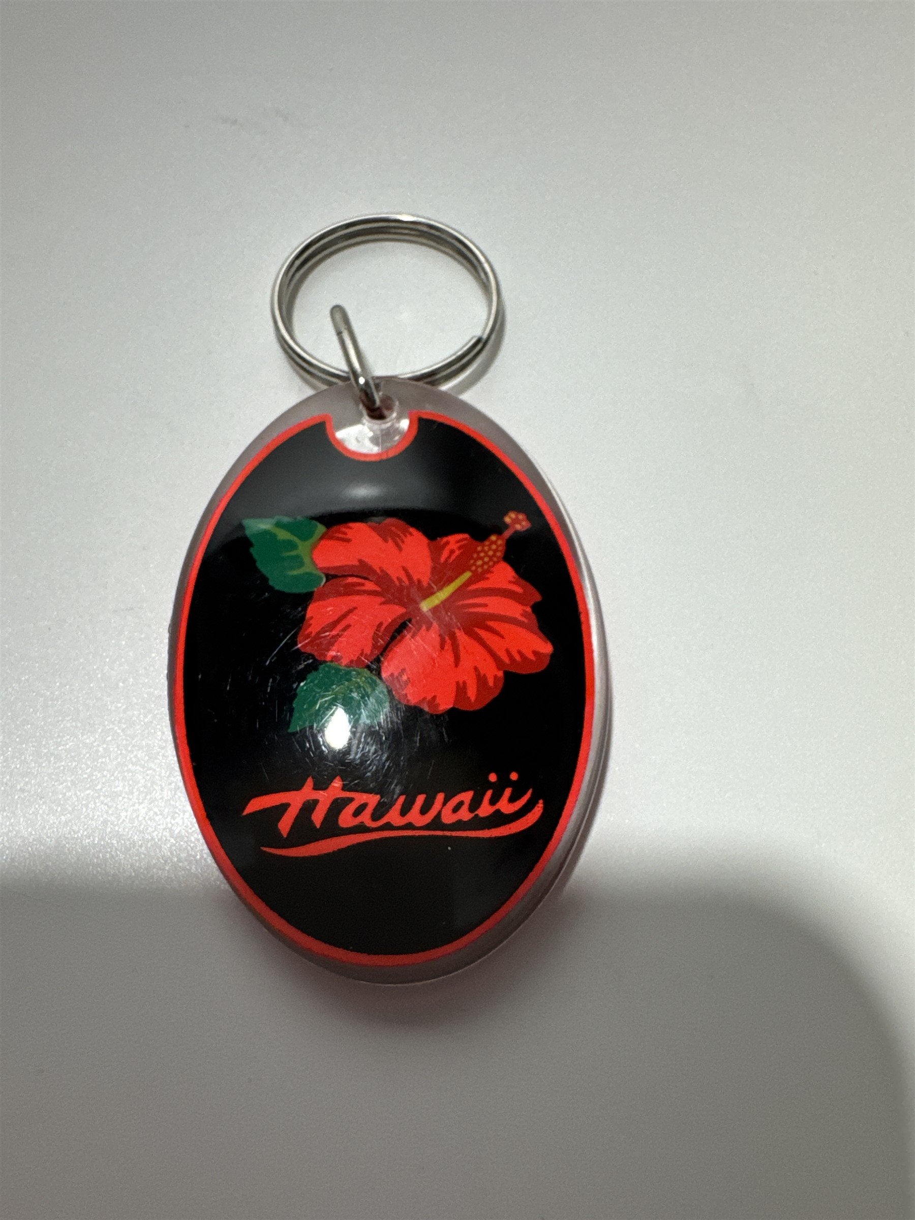 Vintage HAWAII USA Souvenir Enamel Metal Keychain Keytag