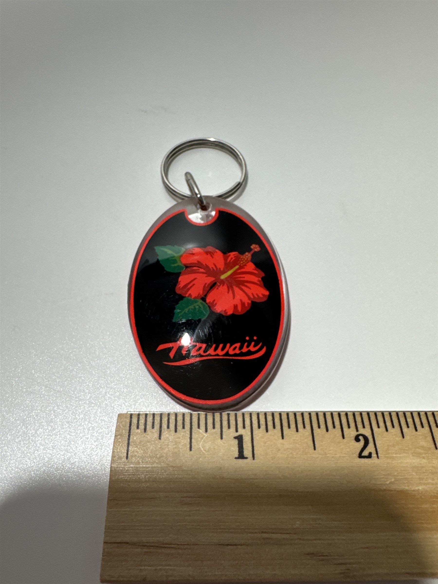 Vintage HAWAII USA Souvenir Enamel Metal Keychain Keytag