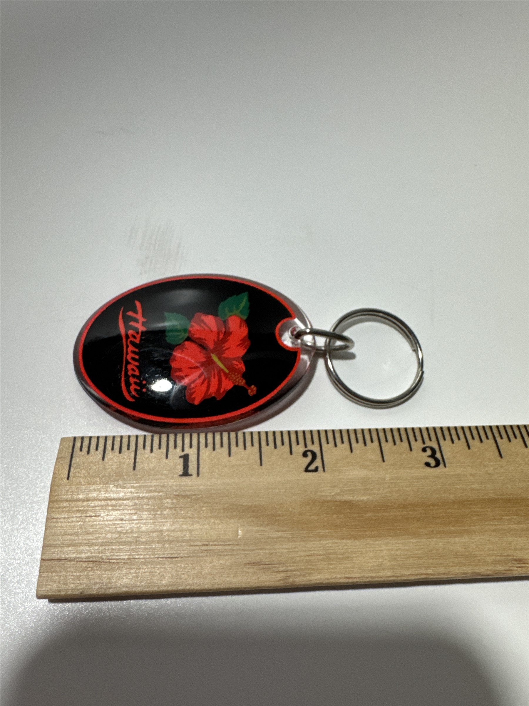 Vintage HAWAII USA Souvenir Enamel Metal Keychain Keytag