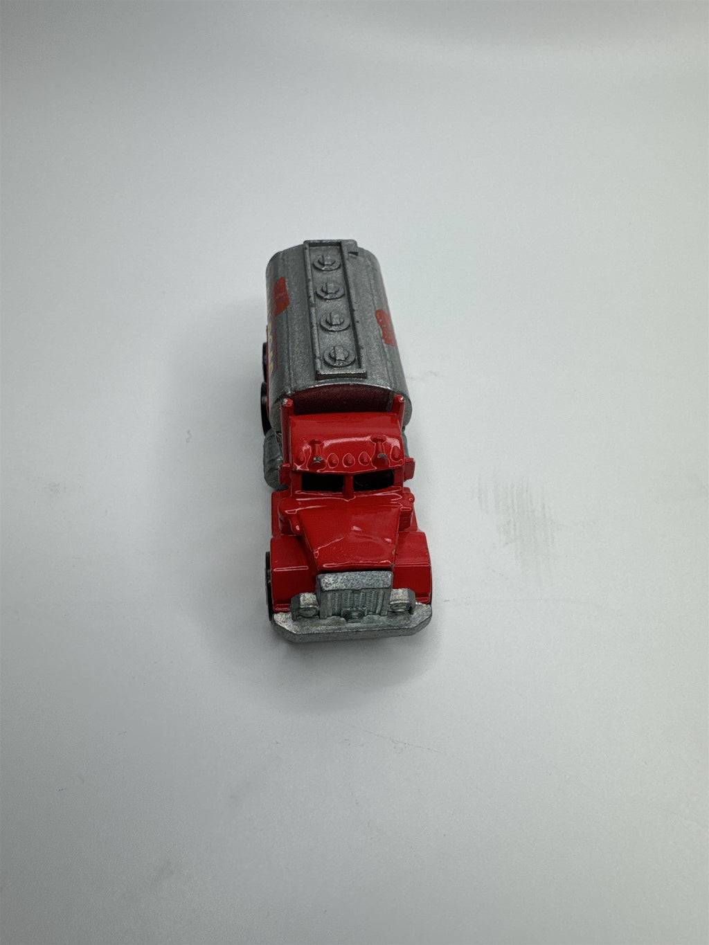 Hot Wheels Railroad Peterbilt Tank Truck 1979 Red 1:64 Vintage Malaysia