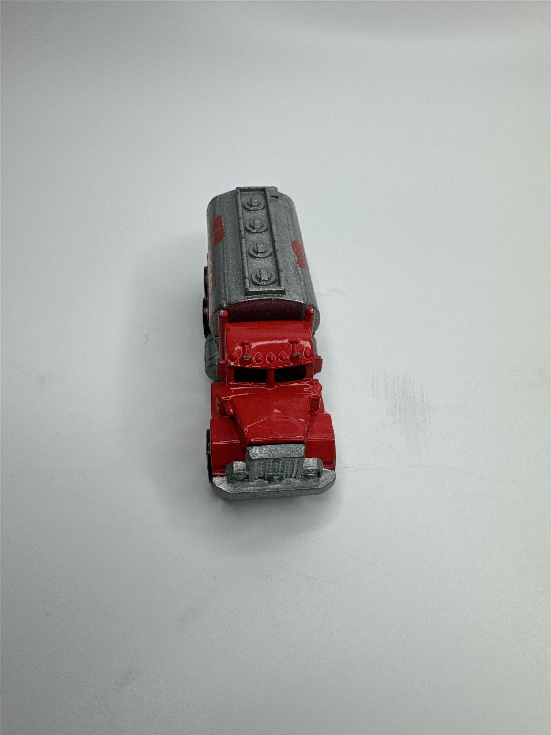 Hot Wheels Railroad Peterbilt Tank Truck 1979 Red 1:64 Vintage Malaysia
