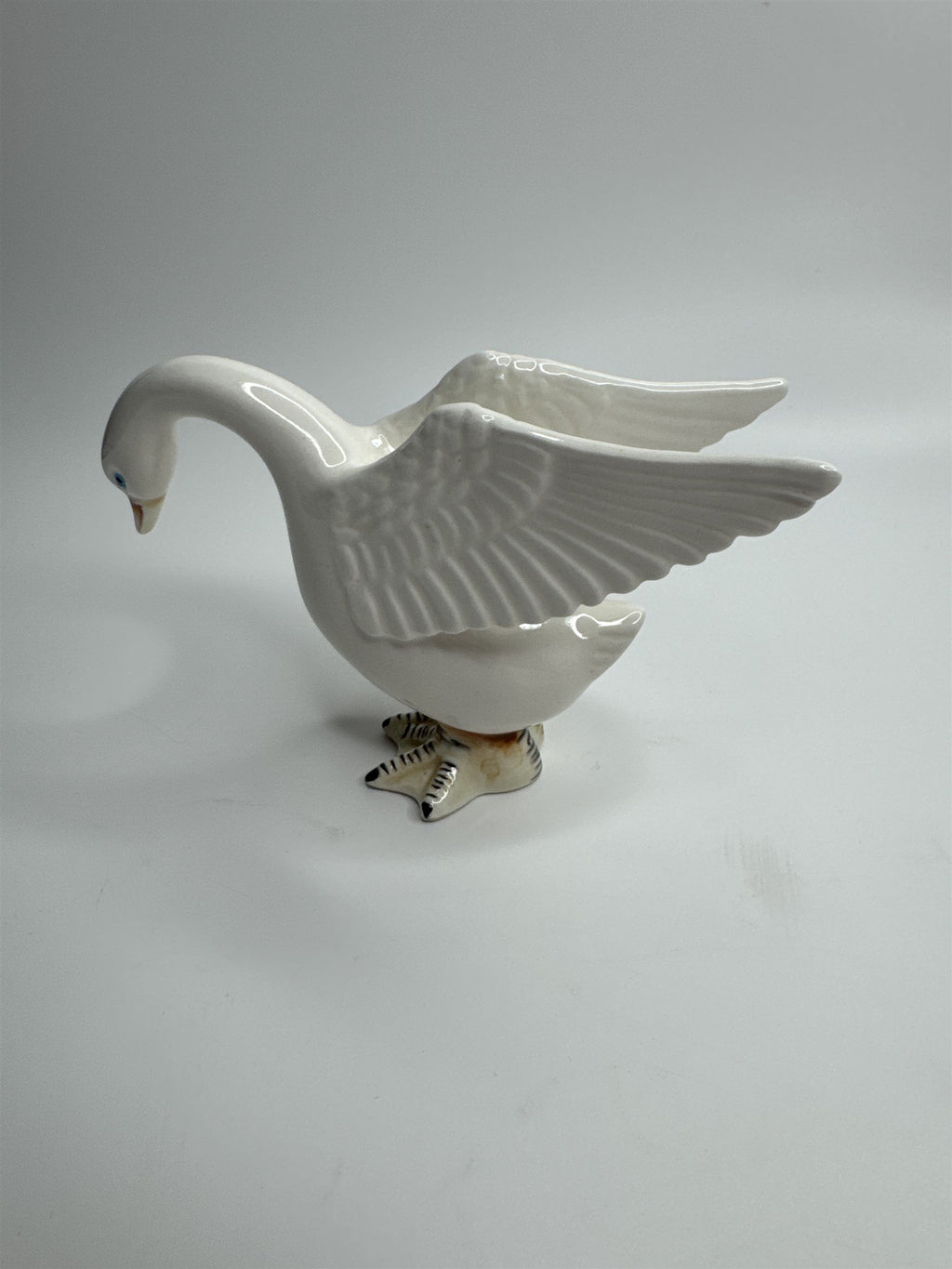 Vintage Norcrest Japan Swan Figurine Flapping Wings Blue Eyes Showing Feathers