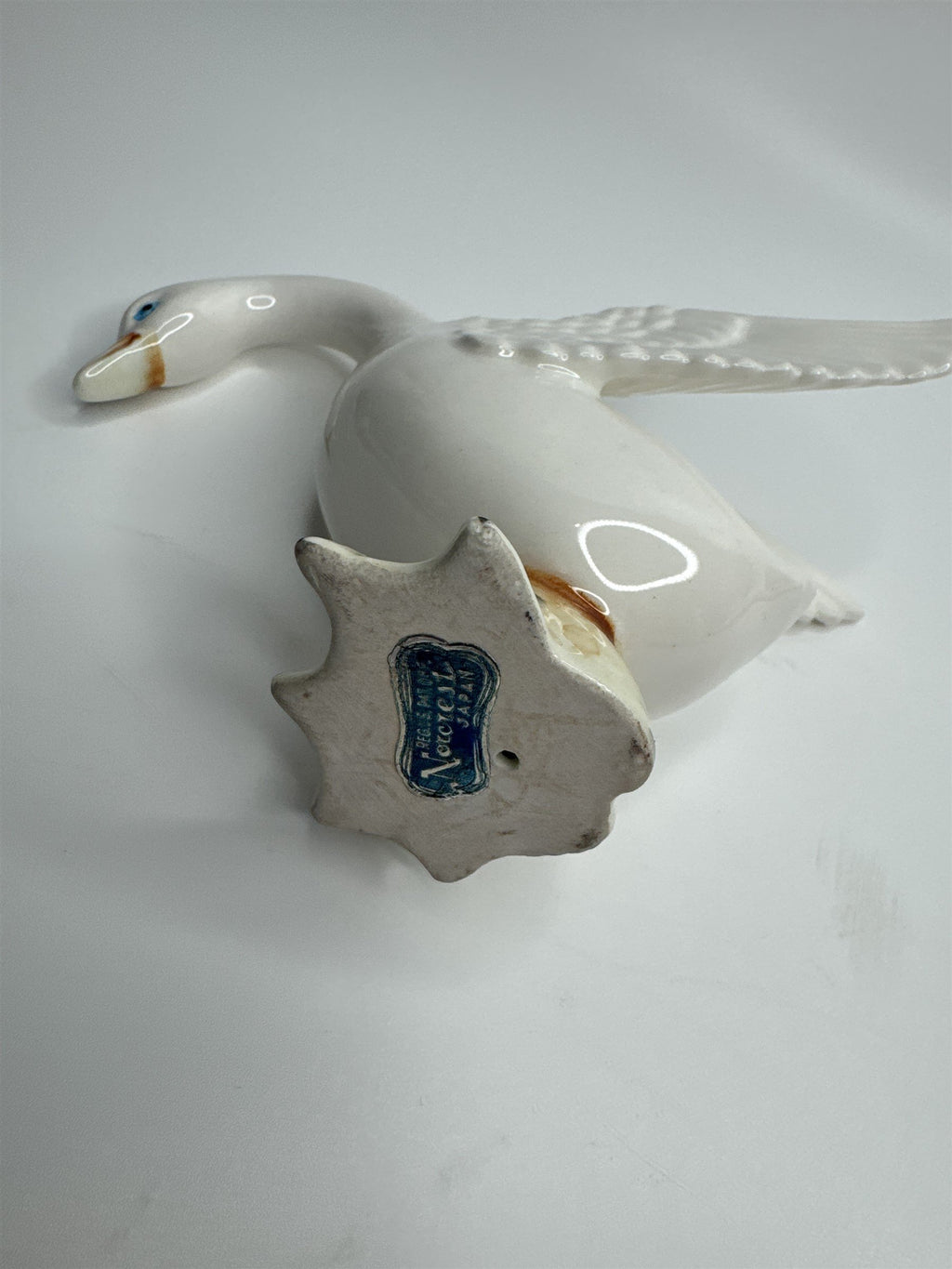 Vintage Norcrest Japan Swan Figurine Flapping Wings Blue Eyes Showing Feathers