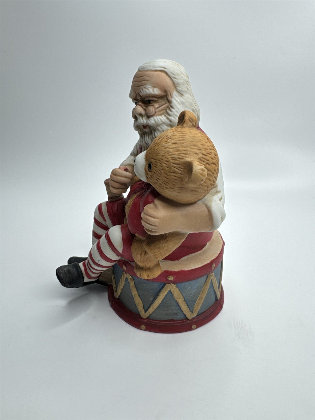 Vintage Silvestri Santa Claus Teddy Bear Drum Music Box Plays SILENT NIGHT