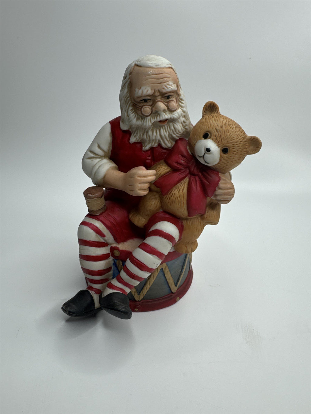 Vintage Silvestri Santa Claus Teddy Bear Drum Music Box Plays SILENT NIGHT
