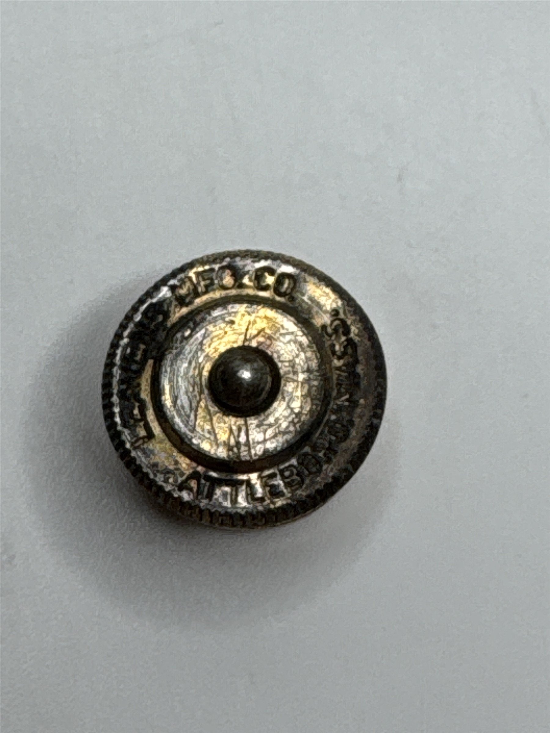 Vintage Kiwanis International Screw Back Fraternal Lapel Pin