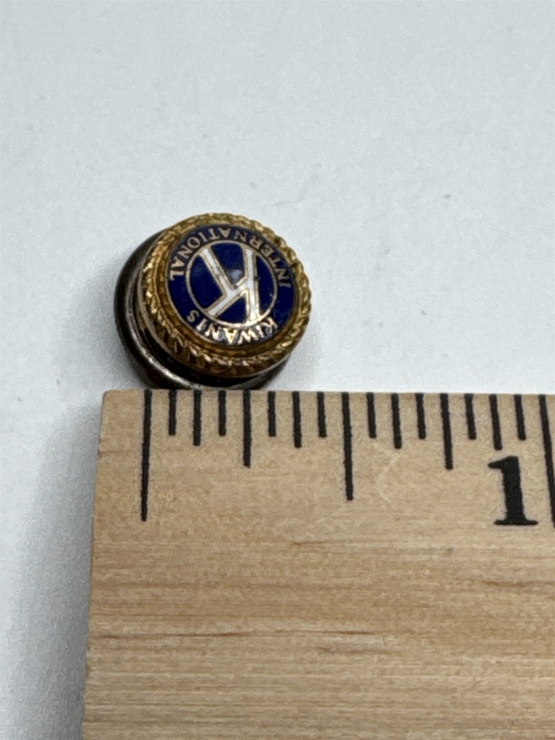 Vintage Kiwanis International Screw Back Fraternal Lapel Pin