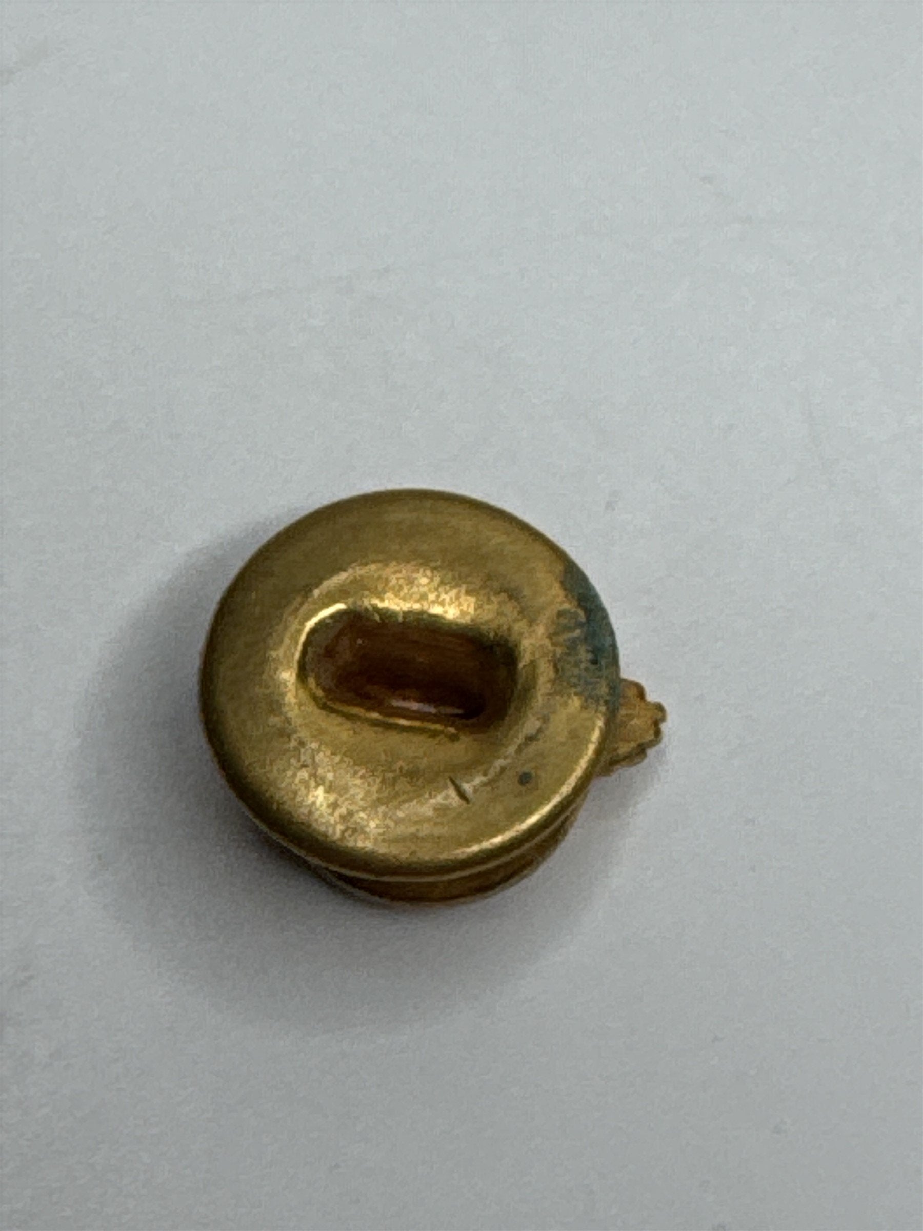Vintage WWII US Air Corps Ruptured Duck Insignia Honorable Discharge Button