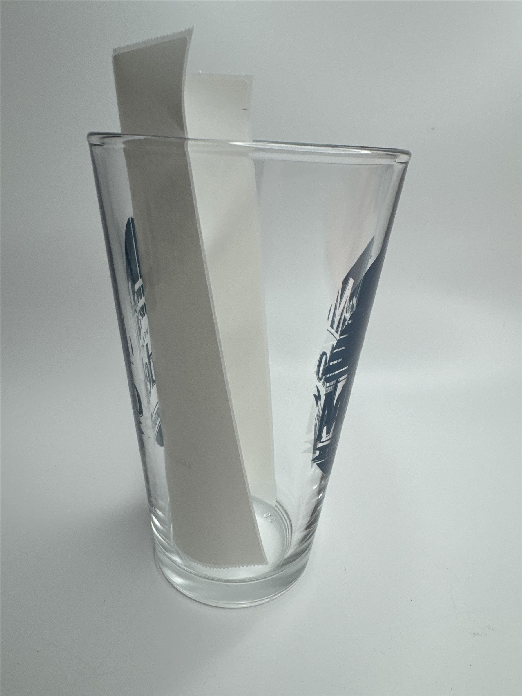 Modelo Cerveza Vive El Football Shaker Pint Glass Bar Pub Style