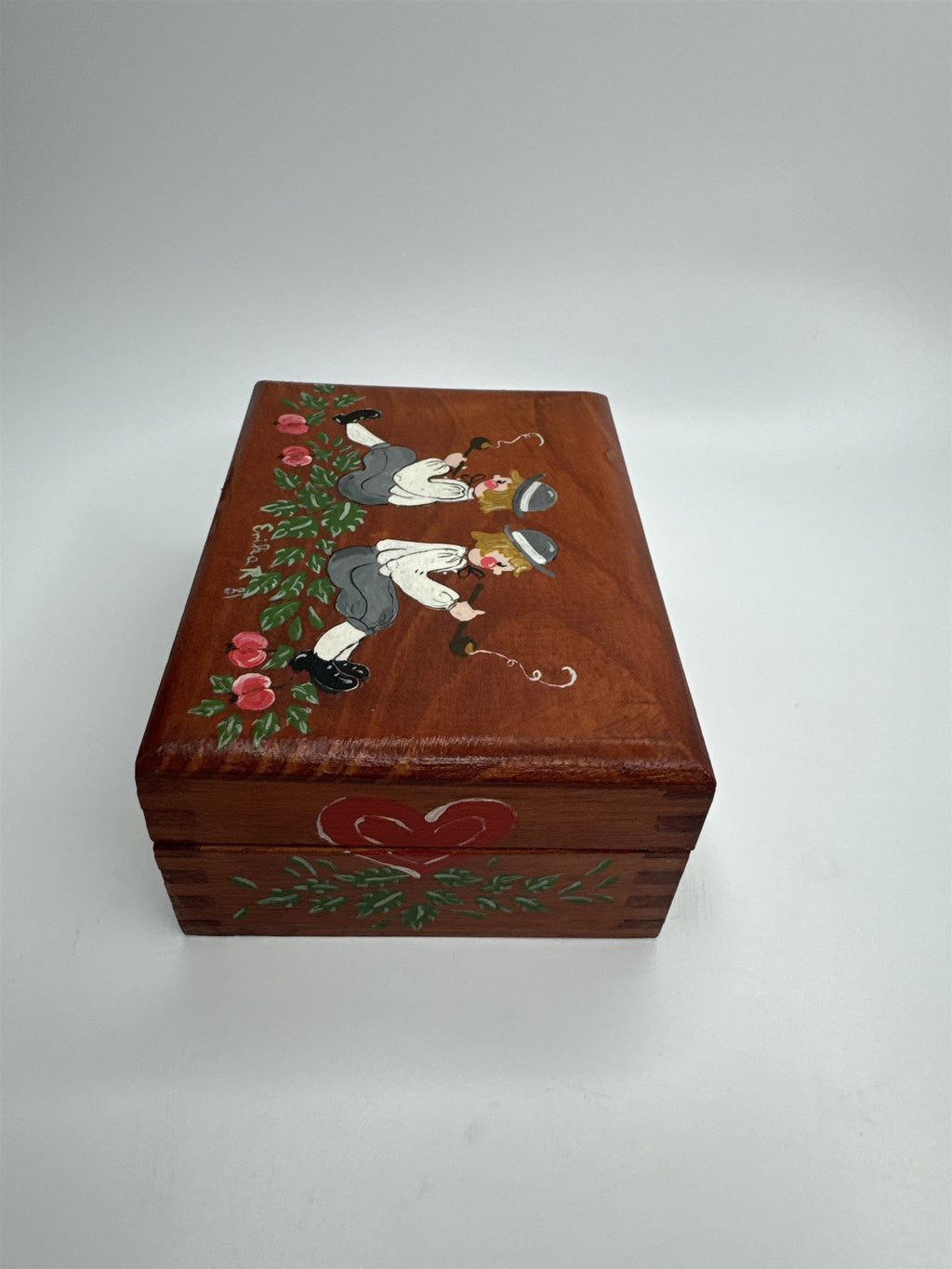 Vintage Wooden Handmade Stash Box /w Hand-Painted Pipers (Does Not Close Fully)