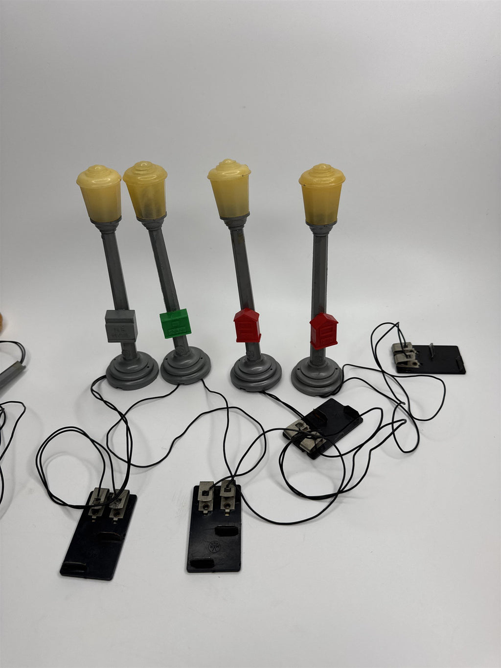 1950s Antique MARX Lighted Boulevard Lamp Posts Police/Fire/Mail Set of 6 *READ*