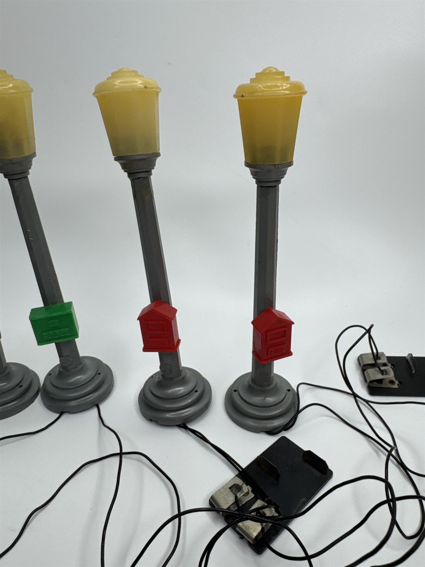 1950s Antique MARX Lighted Boulevard Lamp Posts Police/Fire/Mail Set of 6 *READ*