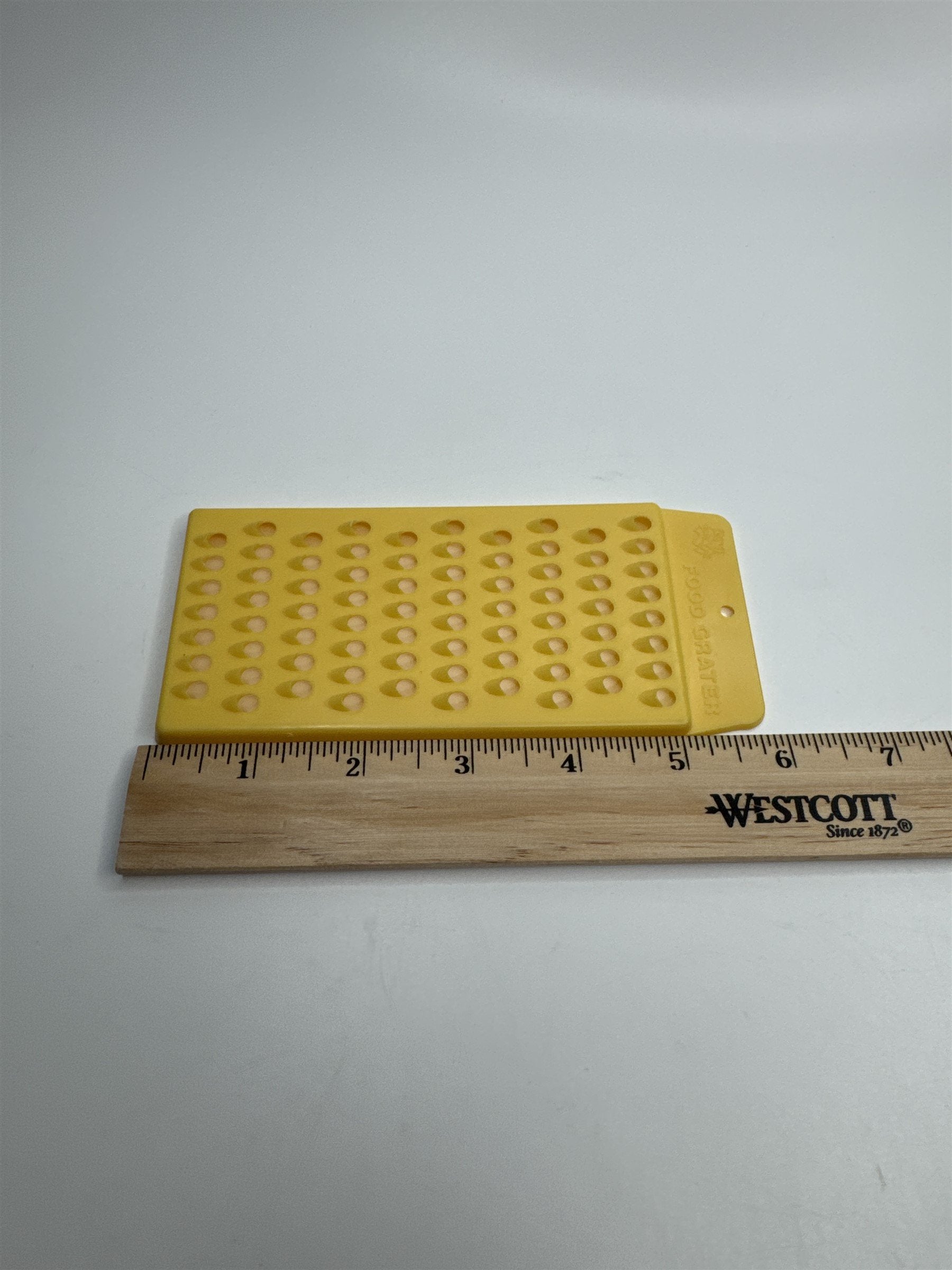Vintage Yellow Plastic Food Grater Kelloggs(?) Tony the Tiger Promo Item