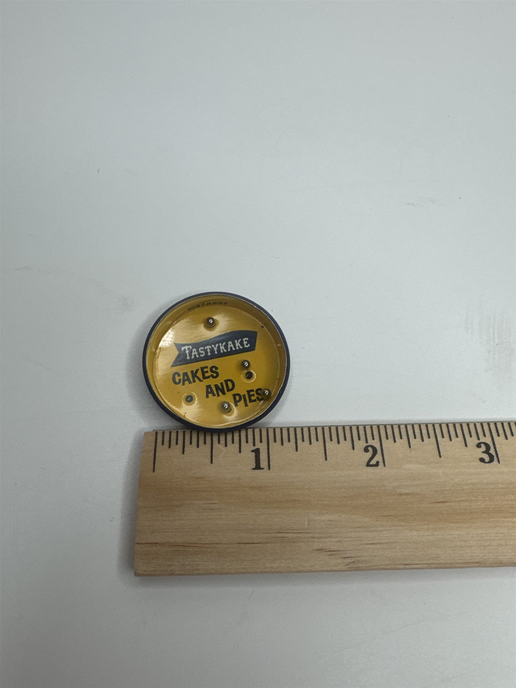Vintage Kirchhof Life of the Party Tastykake Tin Toy Game Yellow/Blue *Pushed In