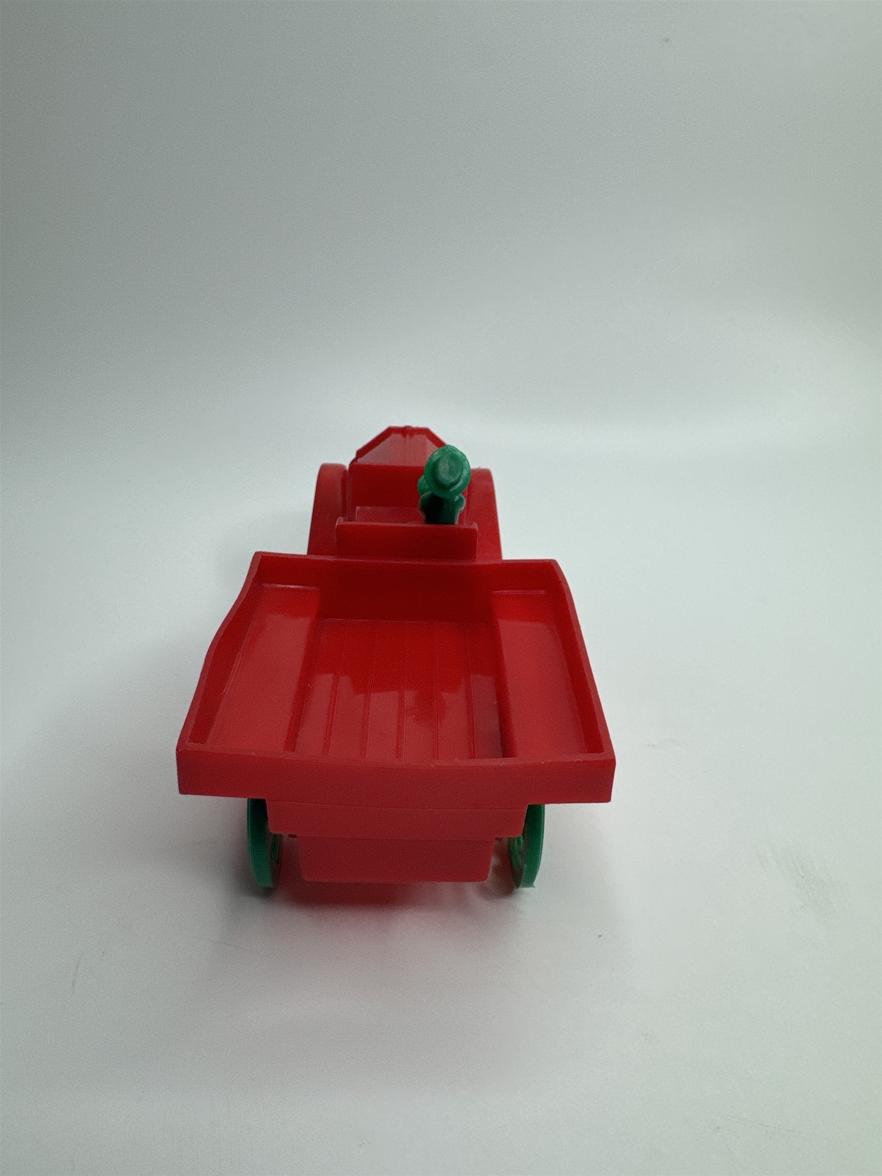Vintage HUBLEY TOYS Plastic 360-59 Ford Model T Red Open Cab Truck /w Driver