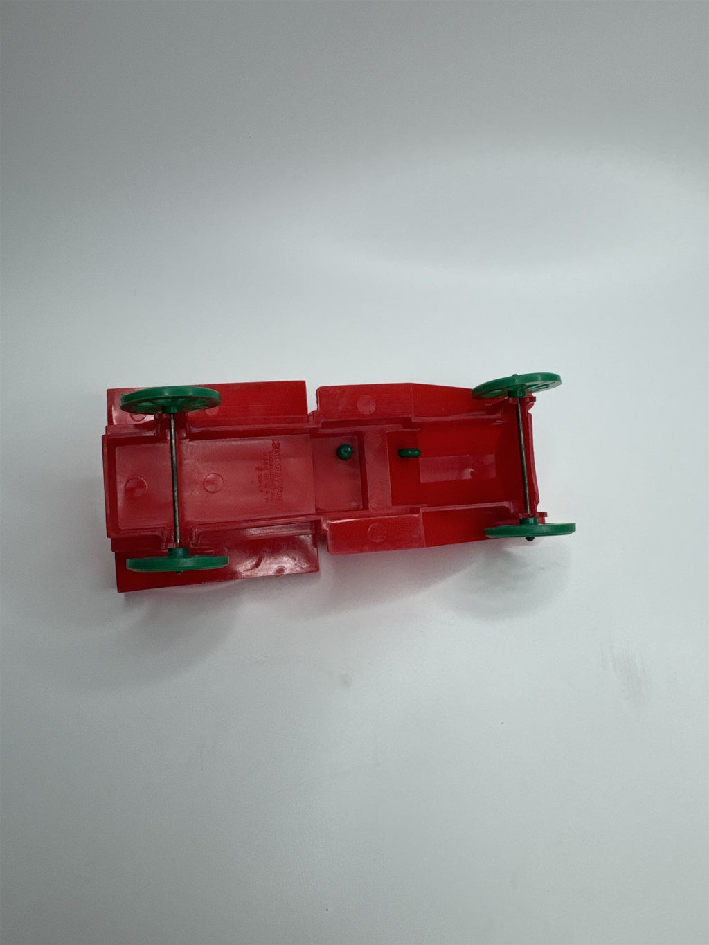 Vintage HUBLEY TOYS Plastic 360-59 Ford Model T Red Open Cab Truck /w Driver