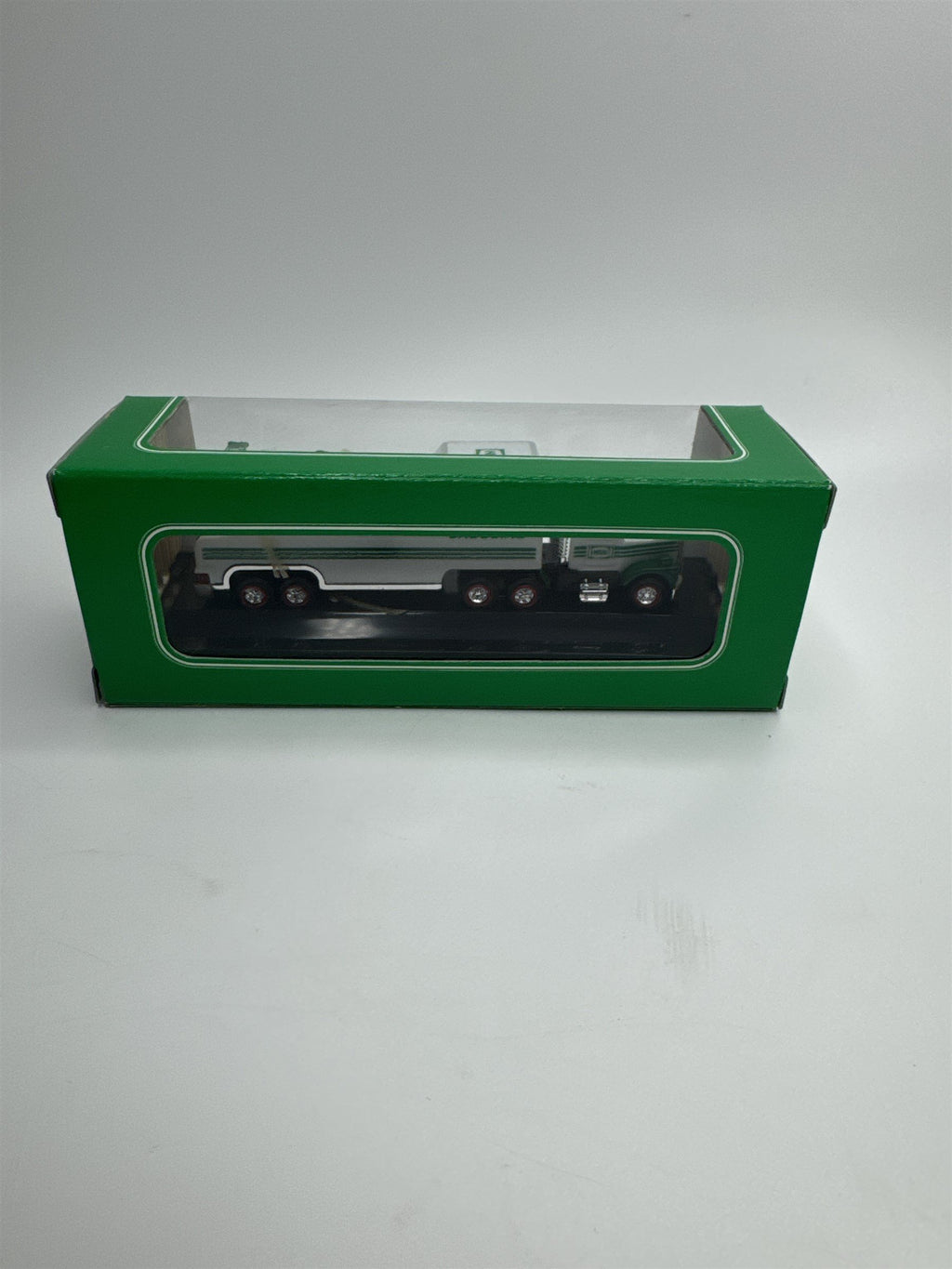 HESS 2001 Miniature Hess Racer Transport New in Box (Elastic Bands Snapped)